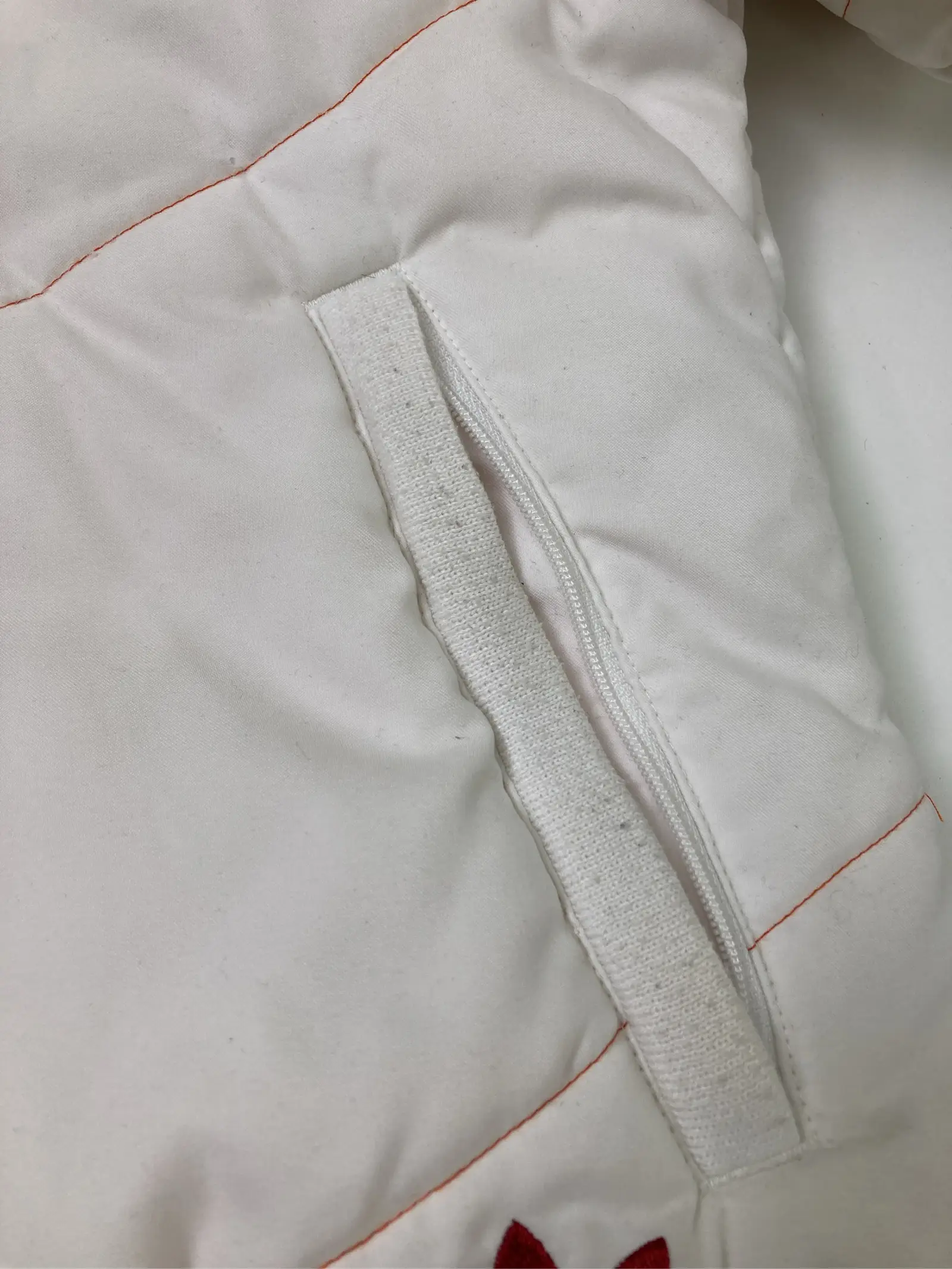 https://r2-worker.digdig.jp/product/6db6ae87-e768-41d9-9e2e-f41d231b68d7/9ba21463-cdc9-413e-b652-10aec34ed3ca