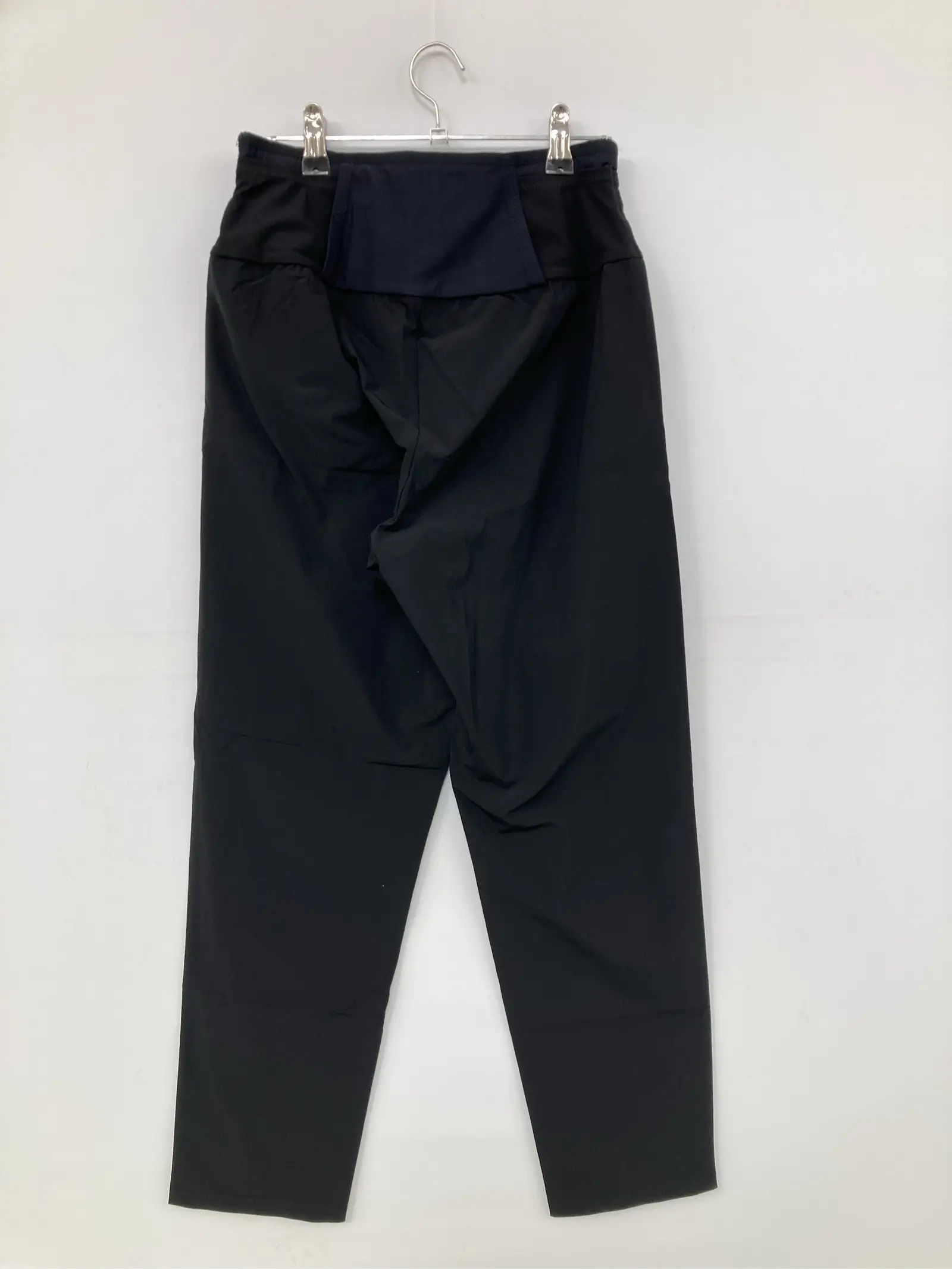 https://r2-worker.digdig.jp/product/6dd0bedd-304c-4bb8-a9a5-8f2a952033bf/8f3e02f7-dccc-48de-8fd4-2e18354f37ff