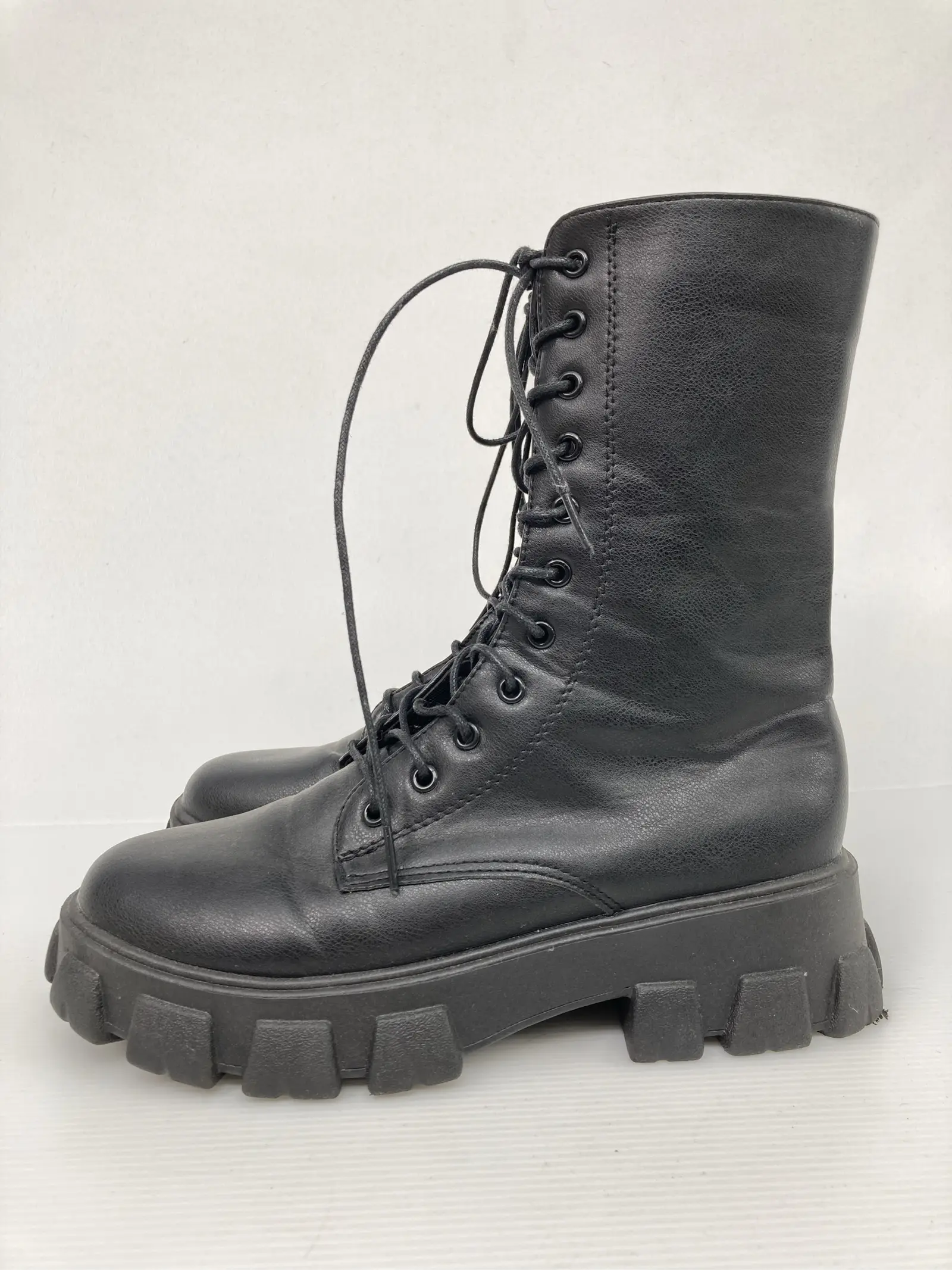https://r2-worker.digdig.jp/product/6f2c4f8e-26b1-46b7-b6ee-0984b8c036a6/3668bed2-3949-49f5-b666-caef5aad351c
