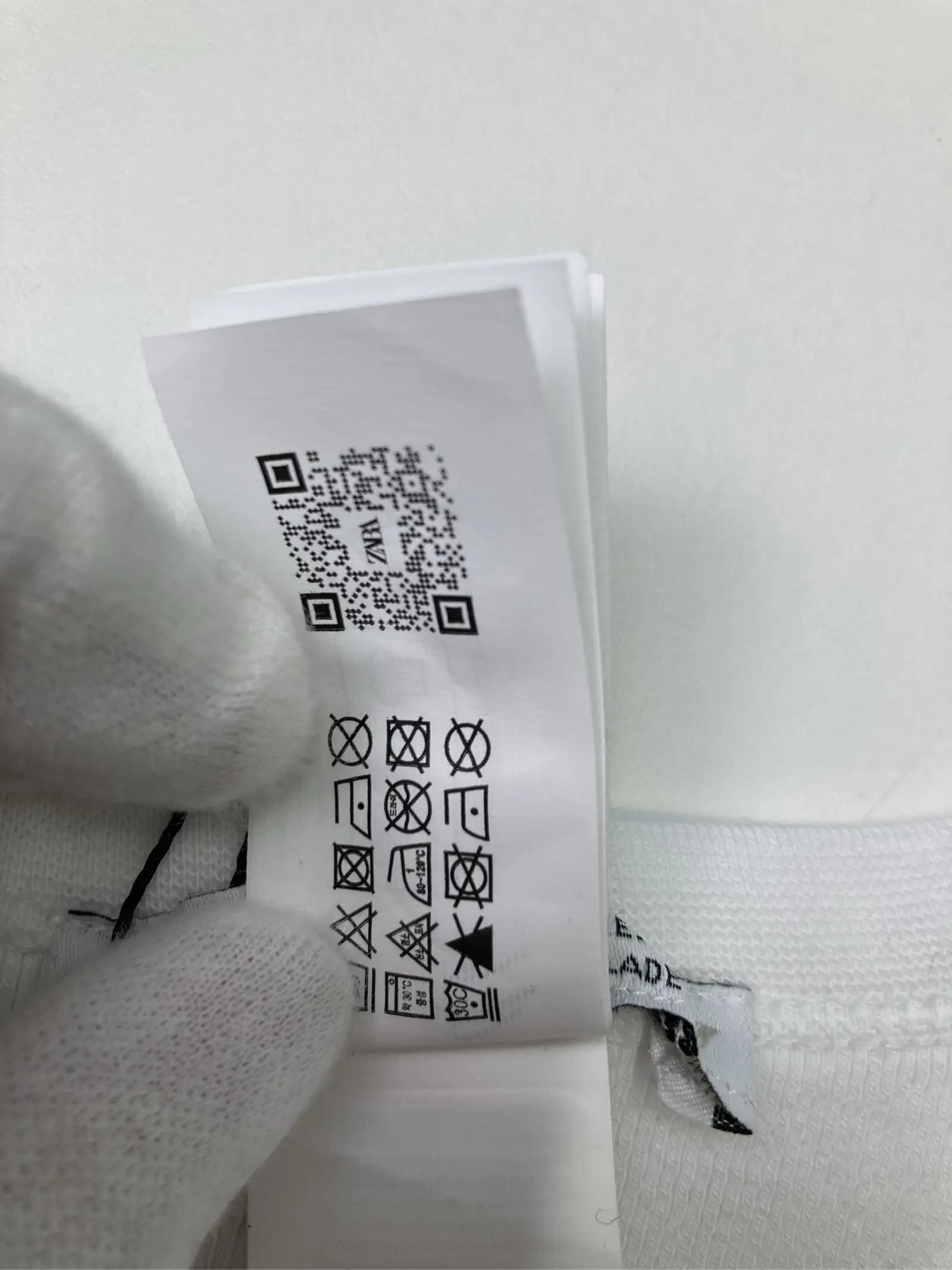 https://r2-worker.digdig.jp/product/6f3221fd-e263-488a-acd8-d44691e2d494/1f5cee66-fa75-402d-b614-d5a85f24fa3a