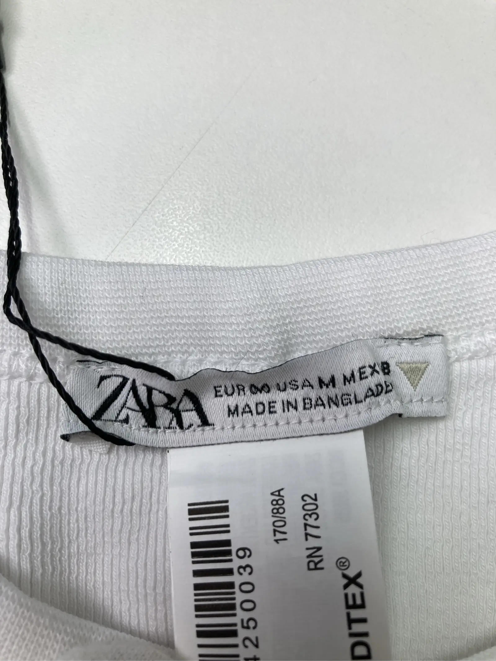 https://r2-worker.digdig.jp/product/6f3221fd-e263-488a-acd8-d44691e2d494/5148ca19-8eda-4599-b11f-c09783e29b6b