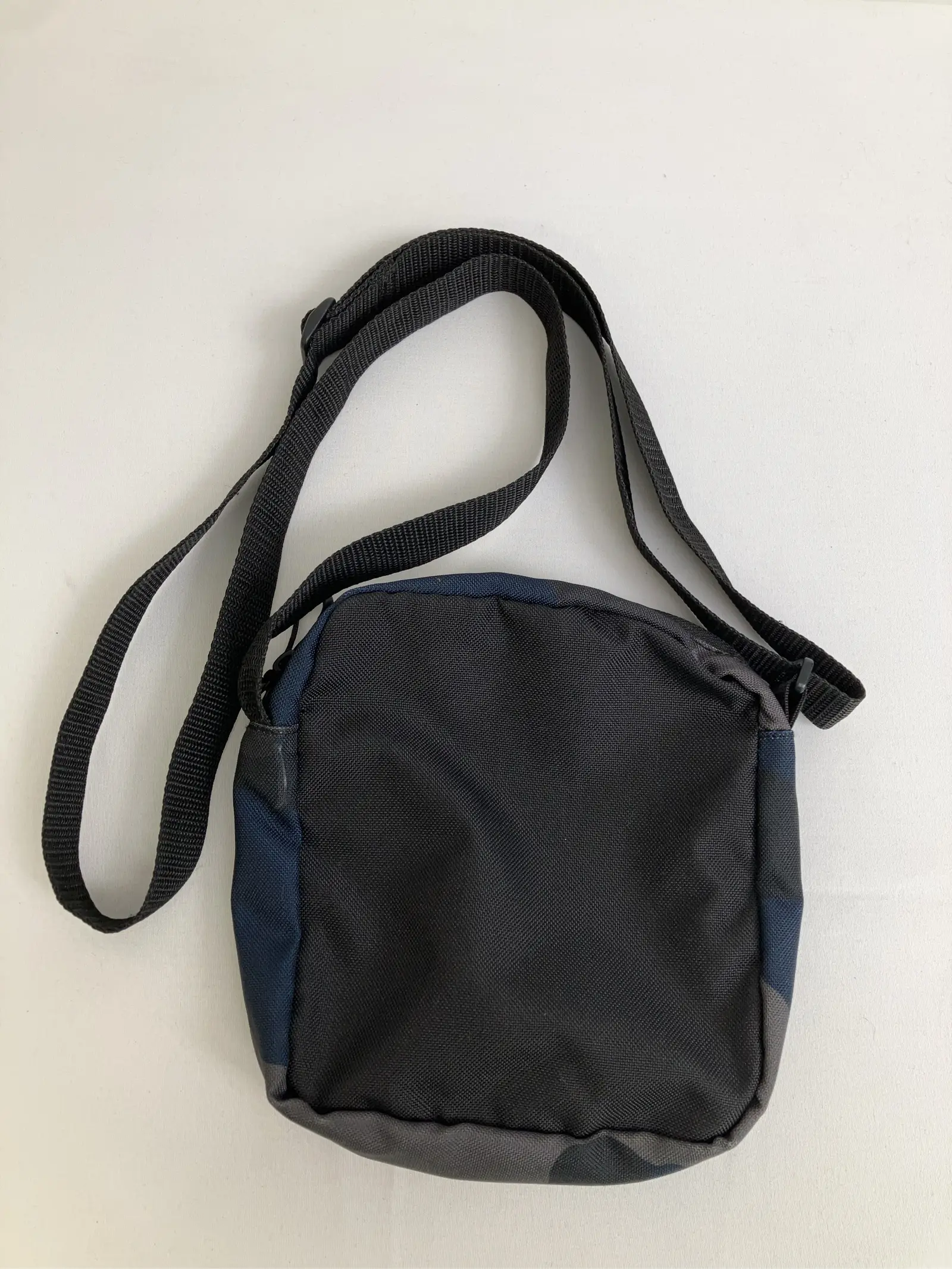 https://r2-worker.digdig.jp/product/707f68cb-07d7-41ca-9d19-8563215c3297/ad482034-243b-4c34-81c3-0e329fe696a9