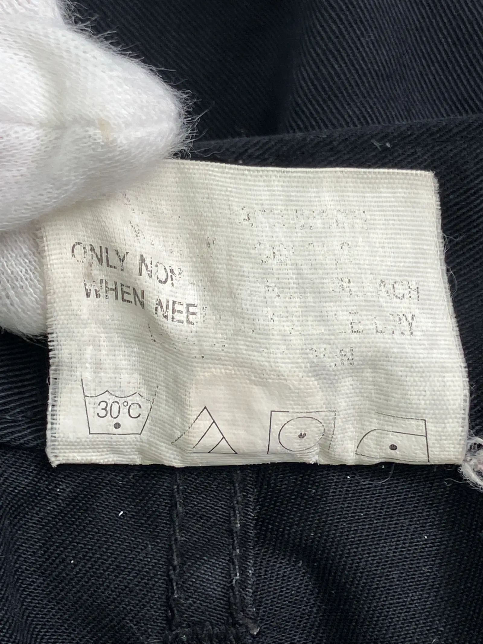 https://r2-worker.digdig.jp/product/710df03b-94cc-455f-84e0-425012854014/aecea9d1-807d-44bf-8537-555c0c68f828