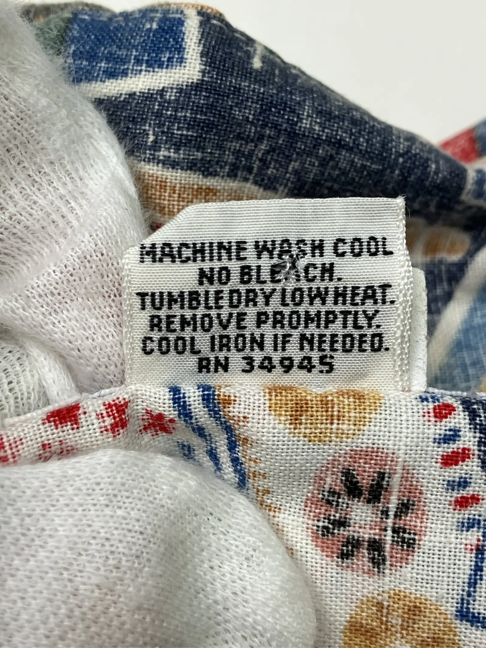 https://r2-worker.digdig.jp/product/723b5b7c-3d6e-4875-8253-ac7057b370e2/7971792c-e84e-4444-b52f-2cf253769067