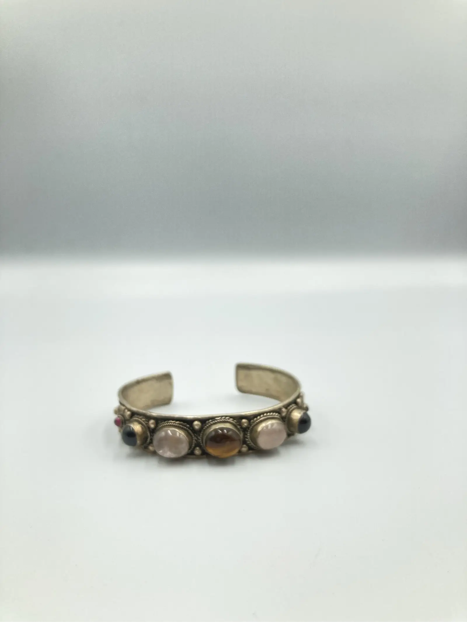 https://r2-worker.digdig.jp/product/72460de3-ac07-4243-b1cc-5e5ab04c2678/e379edfa-48d2-4fce-b980-67a4053655cd
