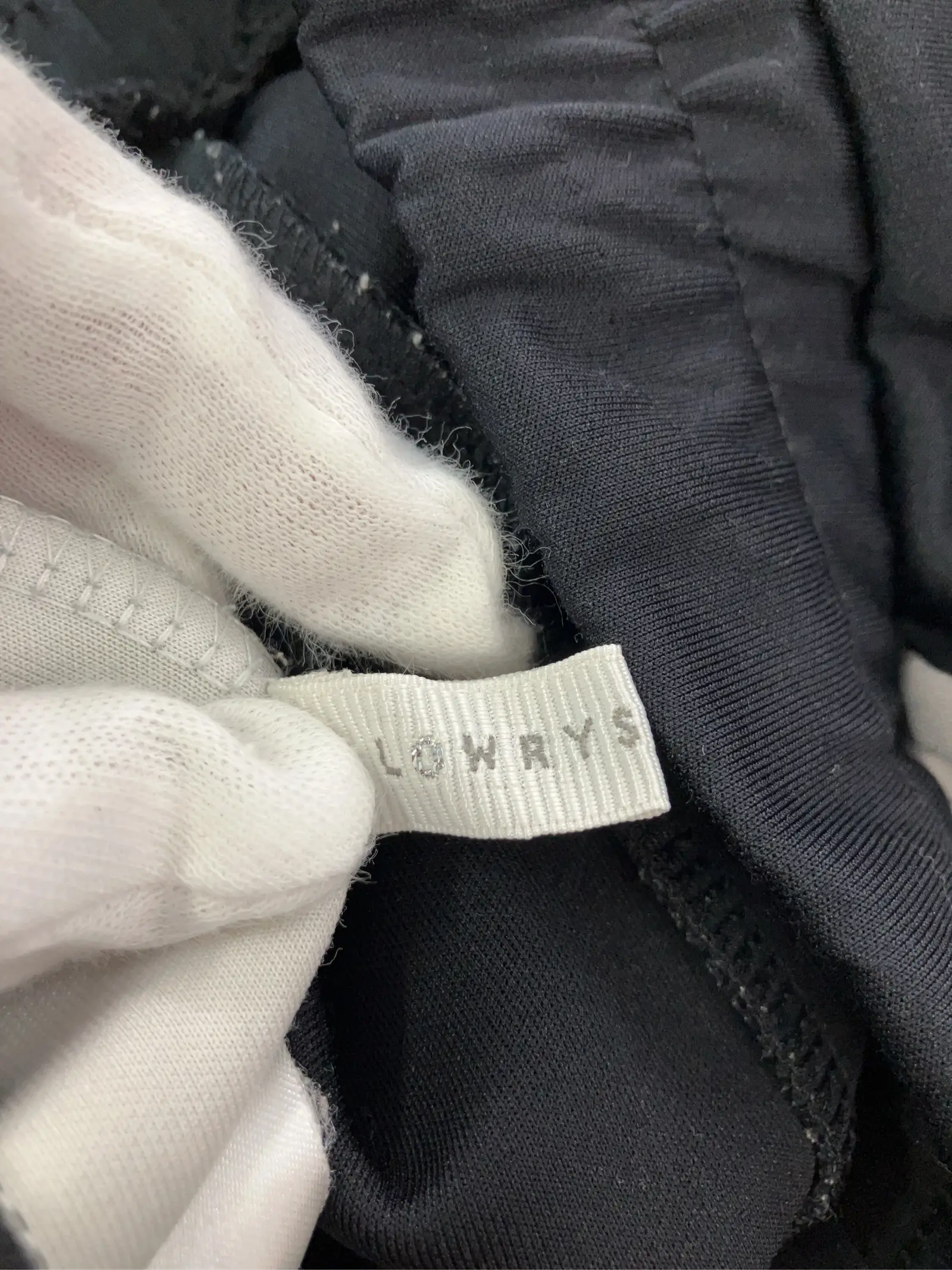 https://r2-worker.digdig.jp/product/72a5b967-03ba-4c1c-a80b-1c2bf18d4746/d6f0b738-d24c-4d6e-b351-8c3428fad643