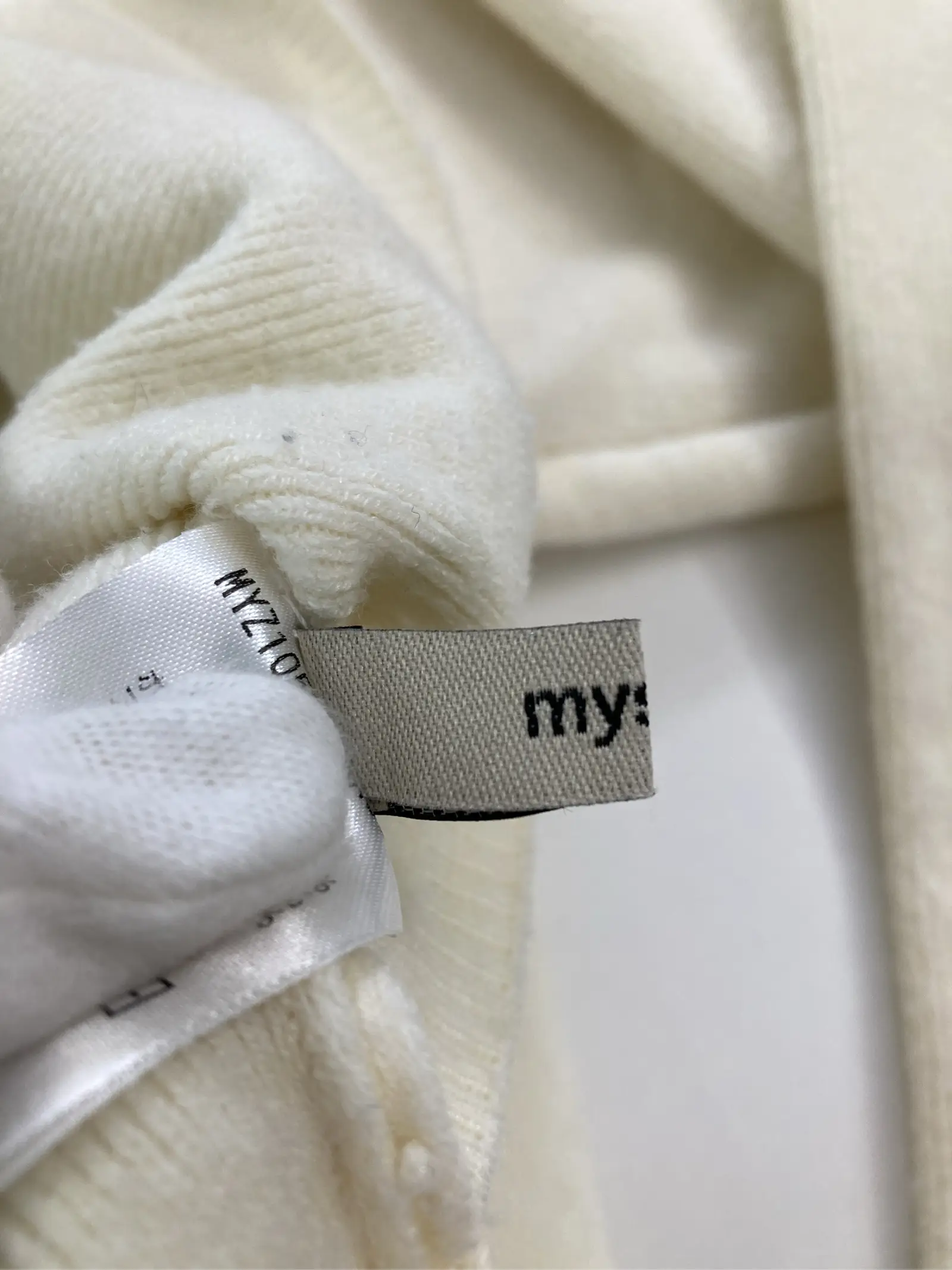 https://r2-worker.digdig.jp/product/72a7ce8e-9ff9-4b18-872e-102869ef6d95/92ee604a-60ef-4c9d-b7e6-d18176e7891e