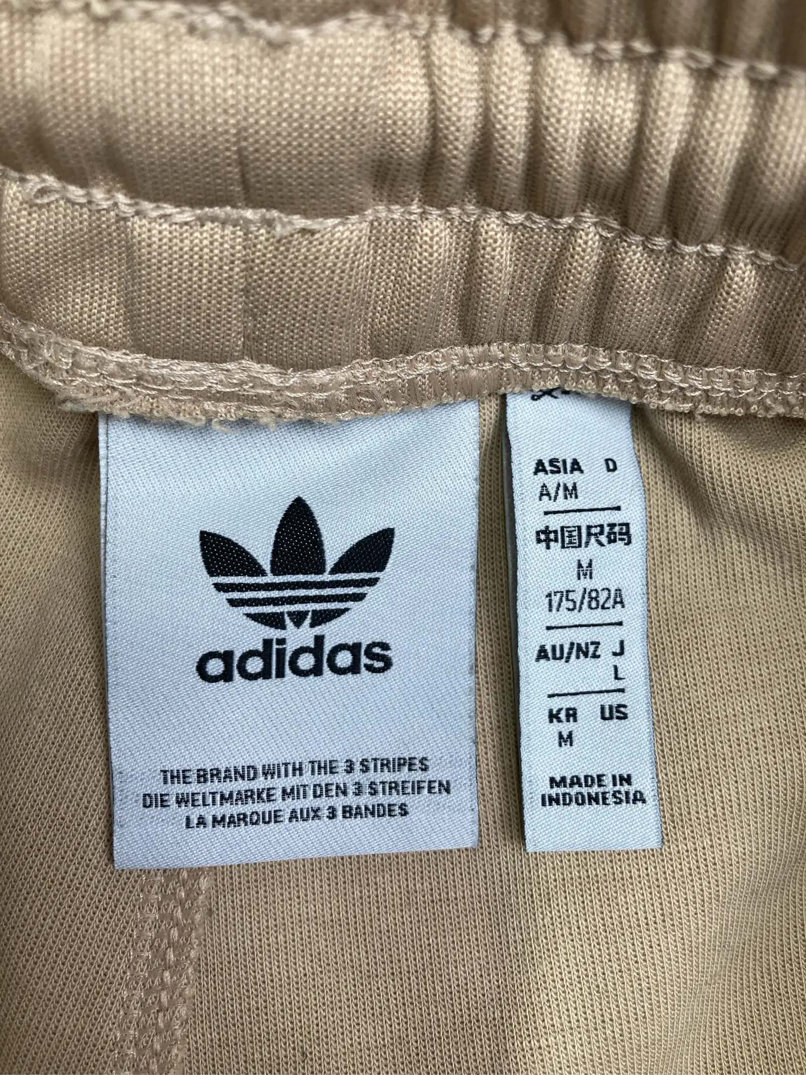 https://r2-worker.digdig.jp/product/72a8fd5a-cbf7-444b-b966-6ded0137b3fe/bf5ac3ce-8ece-4484-a65e-058572fb1b5f