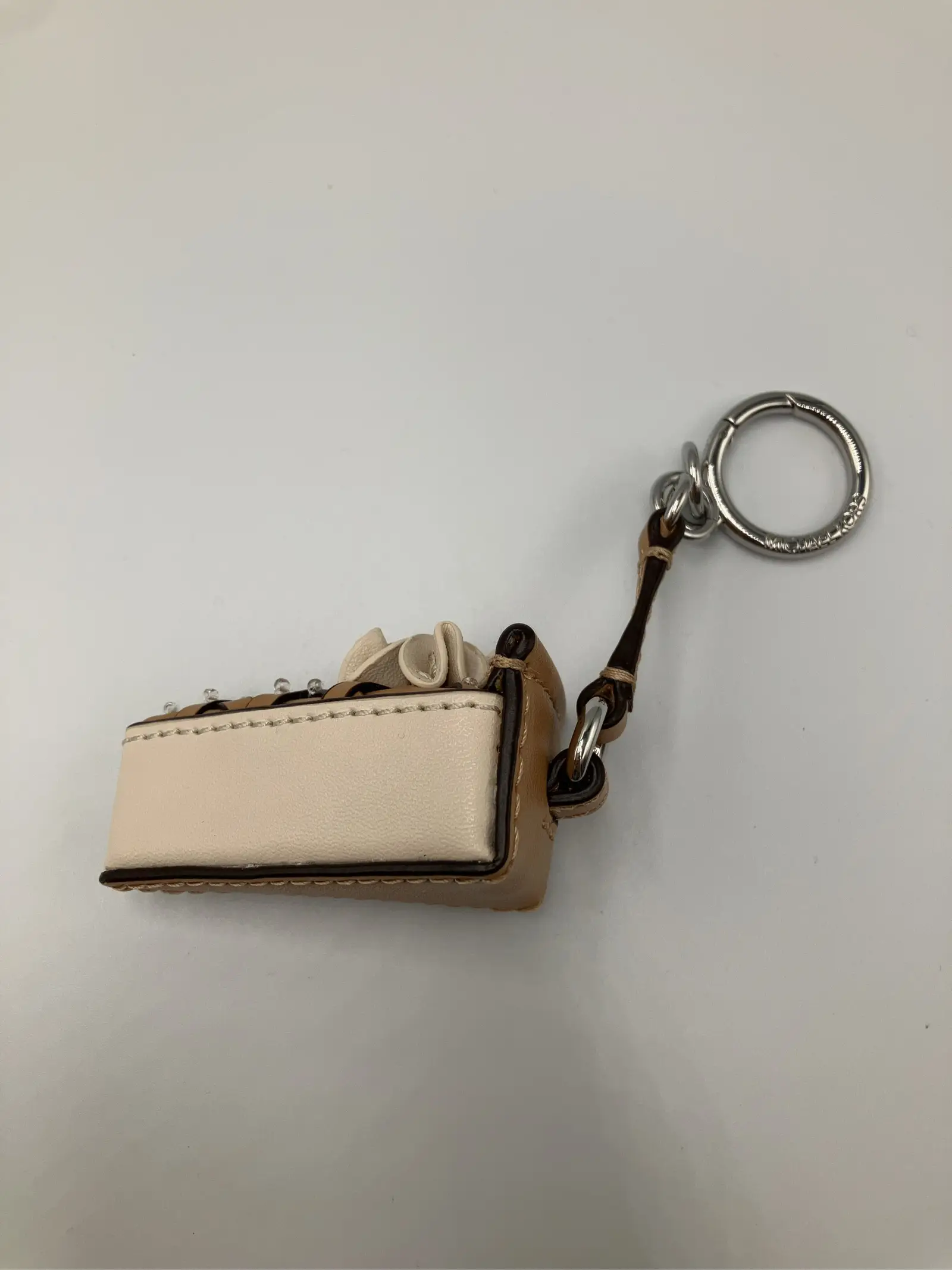 https://r2-worker.digdig.jp/product/72be972c-eba5-4722-8512-06f81a33e613/4138f2e0-e127-43a0-8a02-423af3c73c7b