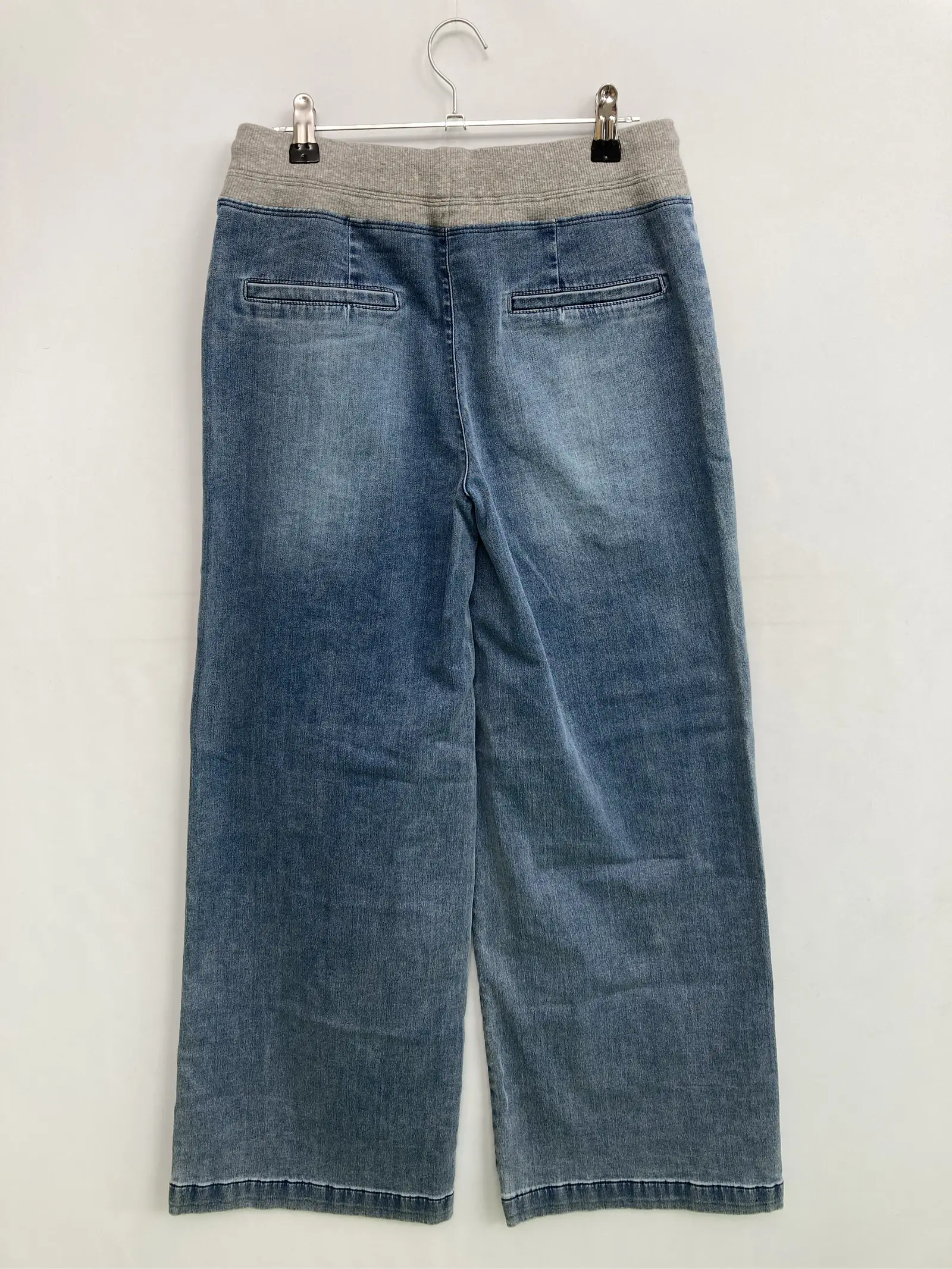 https://r2-worker.digdig.jp/product/739bc269-e0c1-4f14-8f41-01c9fe62a6ca/1b824b98-c9fc-427f-939e-704b4ad4d0c2