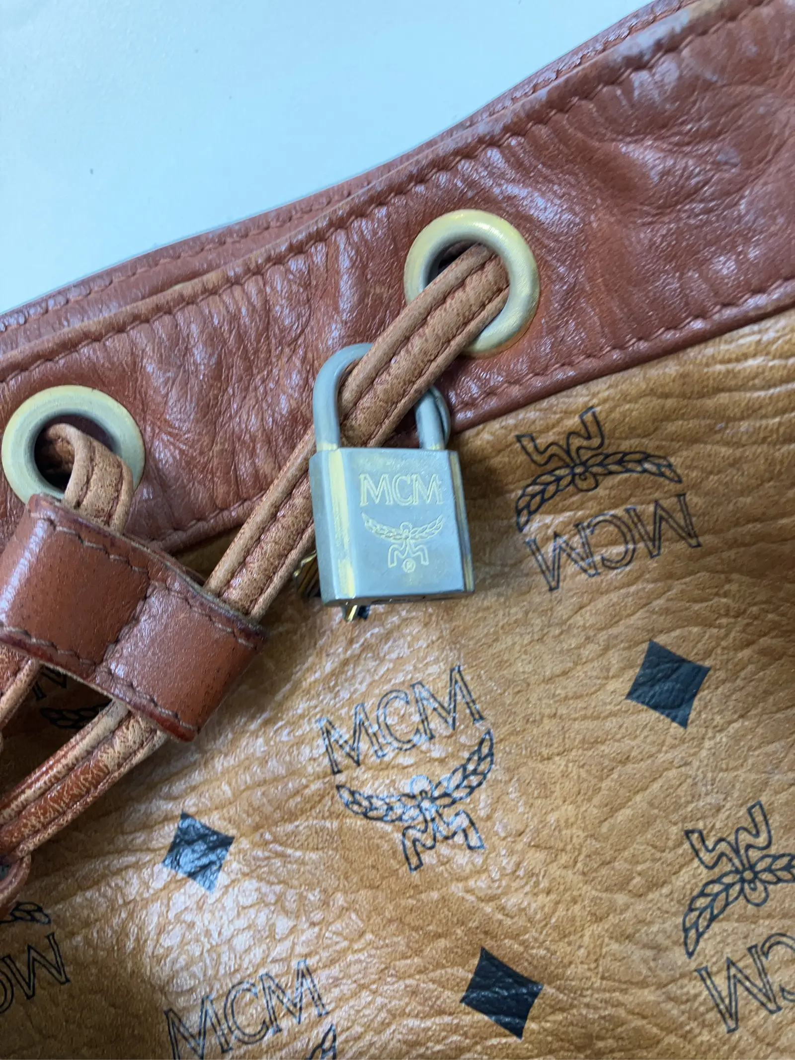 https://r2-worker.digdig.jp/product/739cb600-f51e-499f-b99d-78b7f0af3a45/0d69ec61-1e56-4127-8000-3b7ba6566887