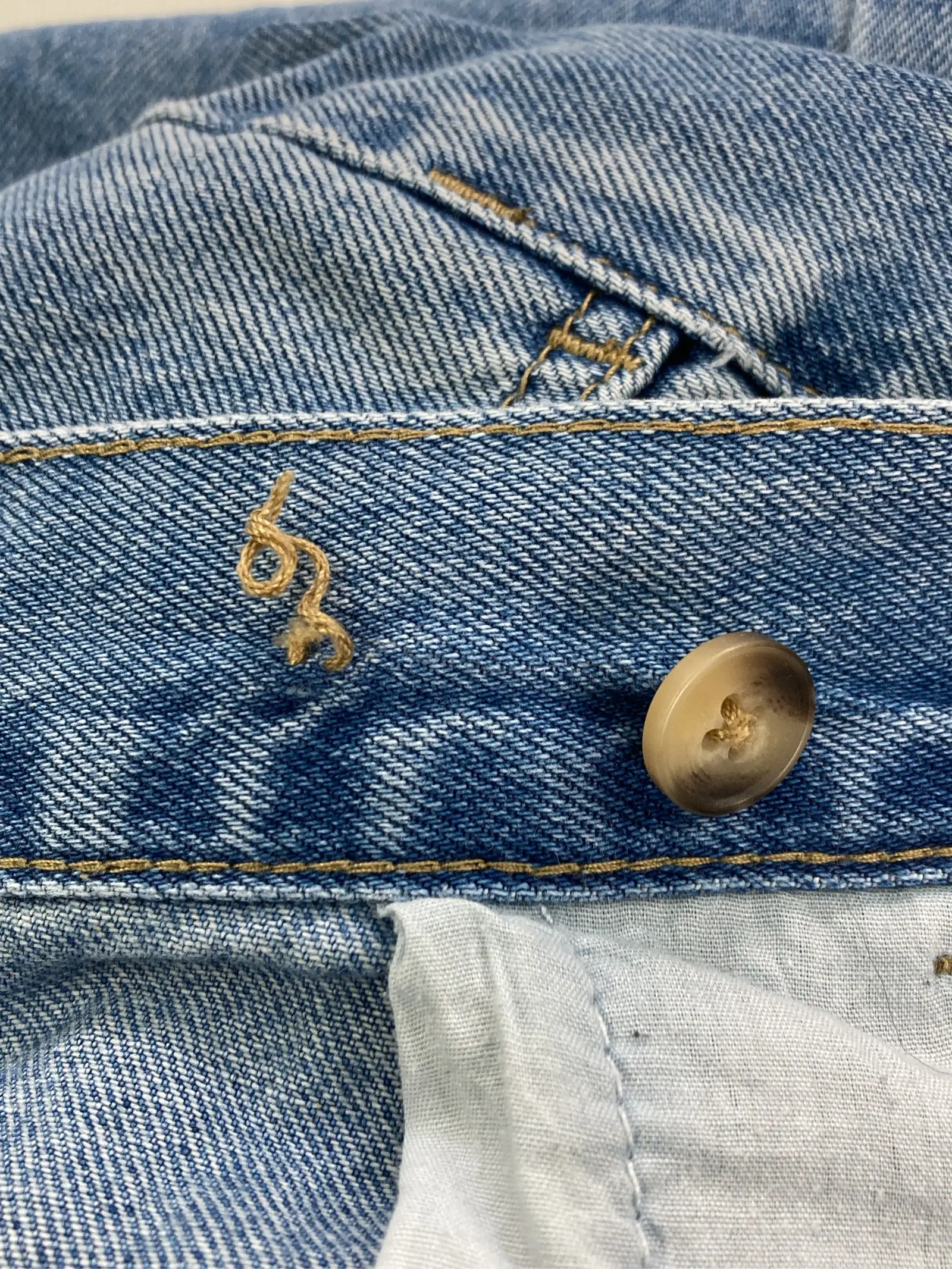 https://r2-worker.digdig.jp/product/73aa3f3e-a88a-4846-a703-9884d3b8cea0/f848e1db-a49e-4722-9b88-2406a6202807