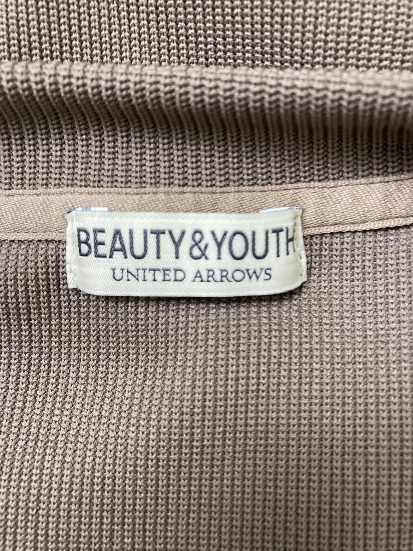 https://r2-worker.digdig.jp/product/73c2e34a-7a32-40b5-9008-ca8b8271a233/f3c64a0a-91ff-4f02-8888-30a78650eb93