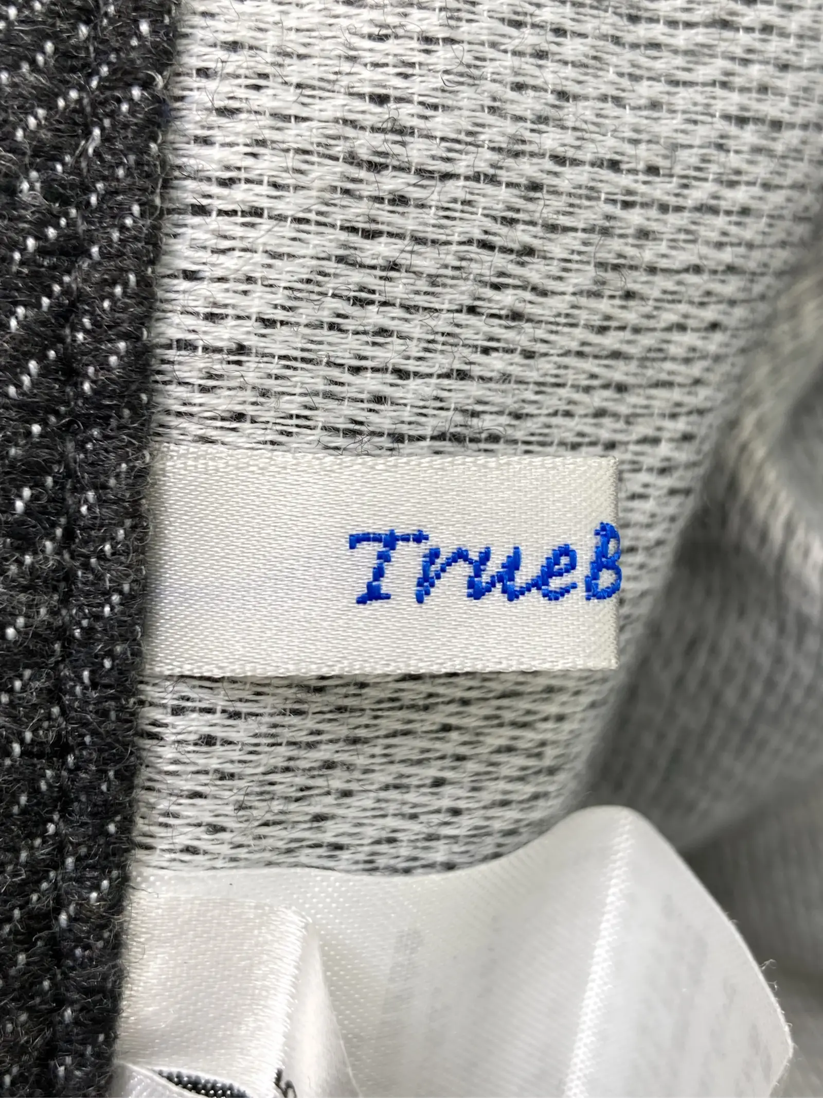 https://r2-worker.digdig.jp/product/73f8b644-fead-4f48-8bf0-8795d1846d8d/c43060d6-6998-44f1-8899-211c32f56720