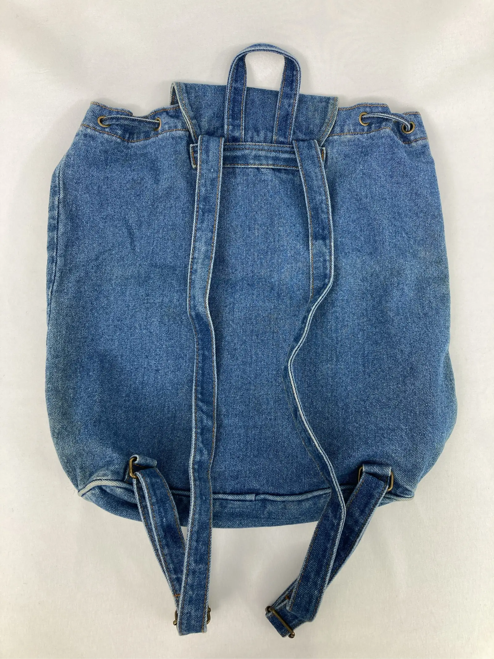 https://r2-worker.digdig.jp/product/74b777fa-882b-4120-9e39-352c1cb0763a/65ee066d-482b-436d-a527-e2e2b7e08199