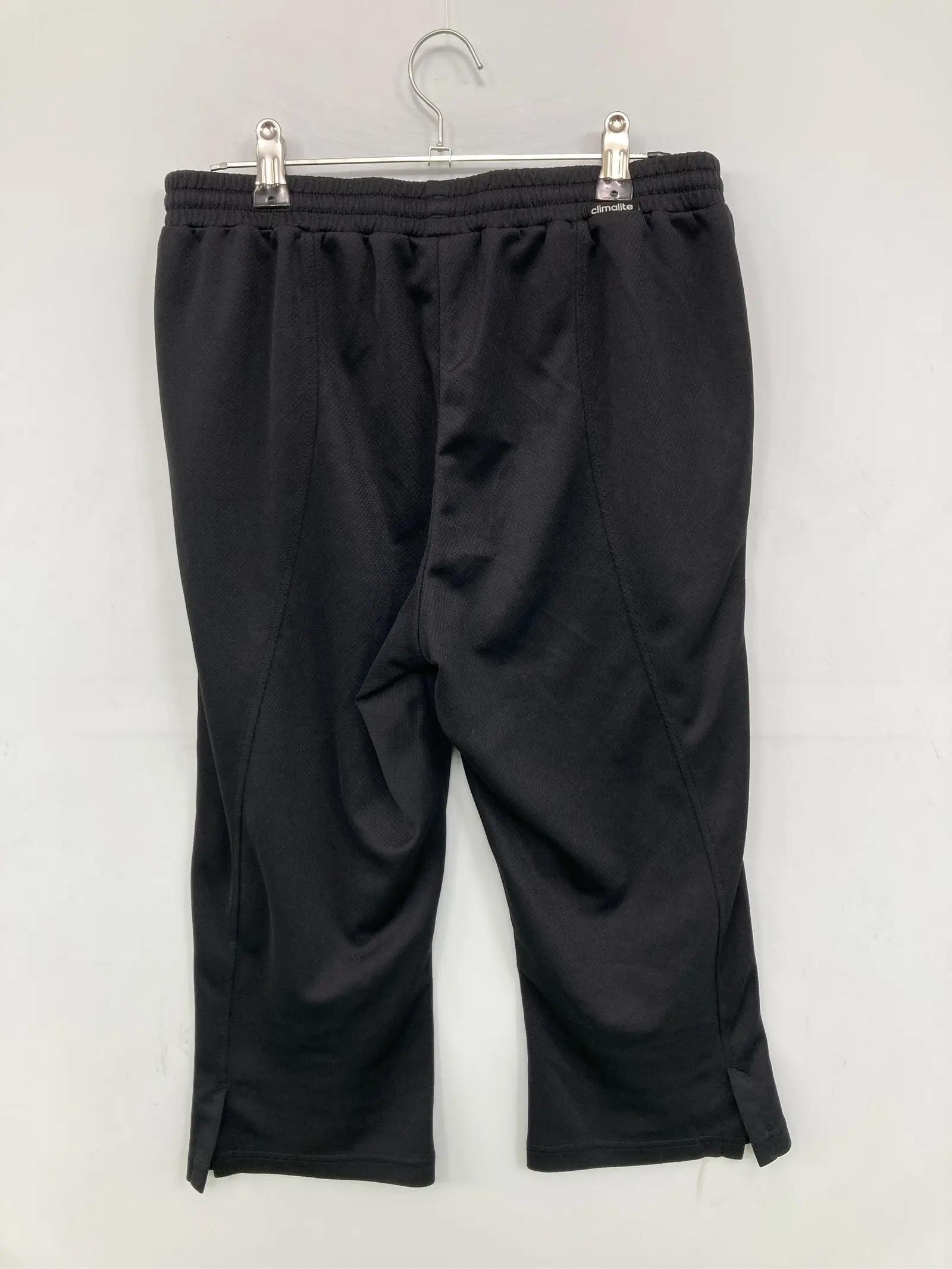https://r2-worker.digdig.jp/product/7530903e-a257-46d8-a635-5e1d547ab003/ab03c8f0-db42-4a70-b6ec-e24fd32e6980
