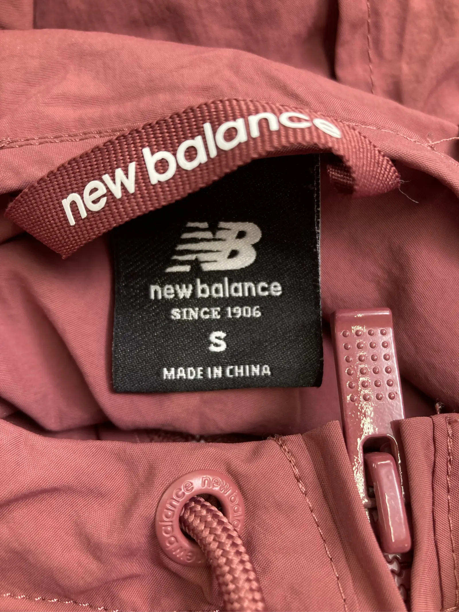 https://r2-worker.digdig.jp/product/7565f6fe-96f9-461b-a878-4acbd99eb1c4/6a4b35aa-bfc1-4eb3-9b68-c486d7a26c78