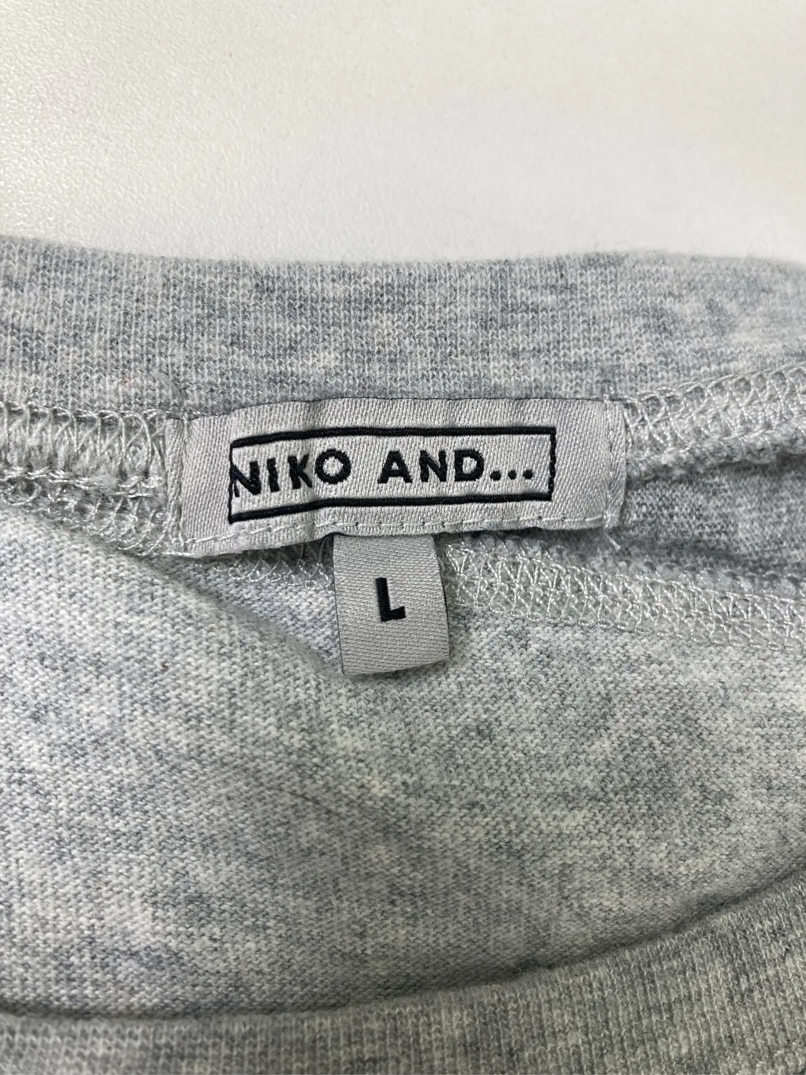 https://r2-worker.digdig.jp/product/75aa4907-b945-4146-a70d-6652958c7f7f/41e3efa8-a09e-4c1b-b241-f287cf6d336c