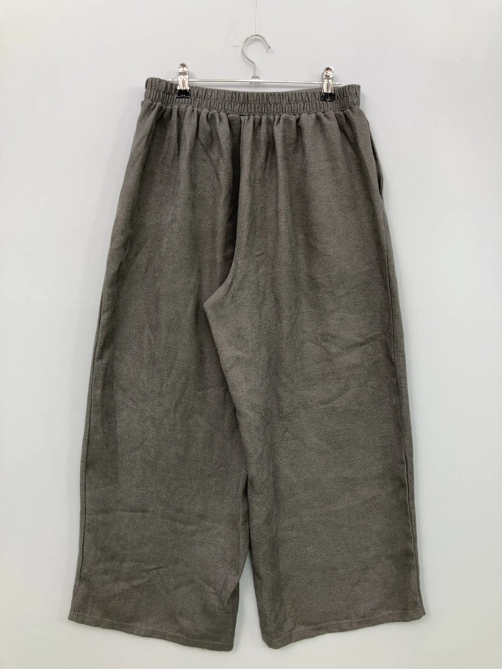 https://r2-worker.digdig.jp/product/75ad0a40-80d6-4897-ba23-3c5a269861e8/ebde677c-07cb-4788-b700-ac2706a8898f