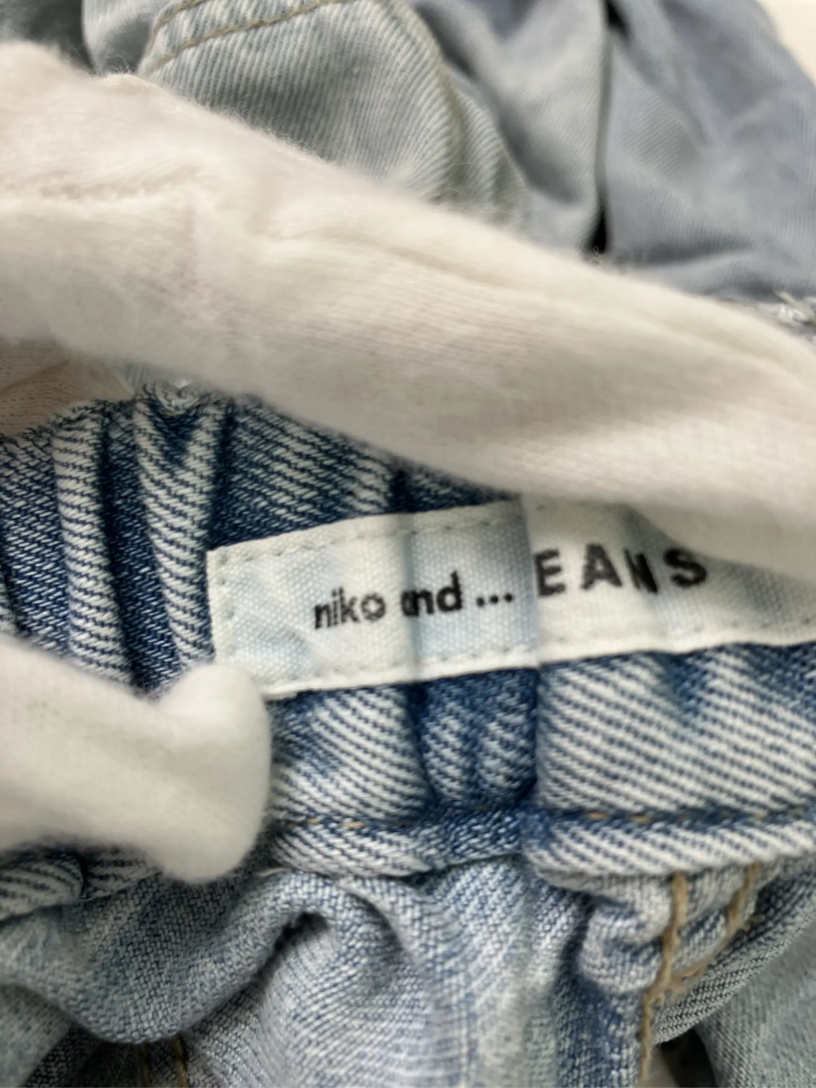 https://r2-worker.digdig.jp/product/769a8625-764b-43f7-b163-7f82c0eaa667/2fce15c2-873f-4006-85a1-404435365680