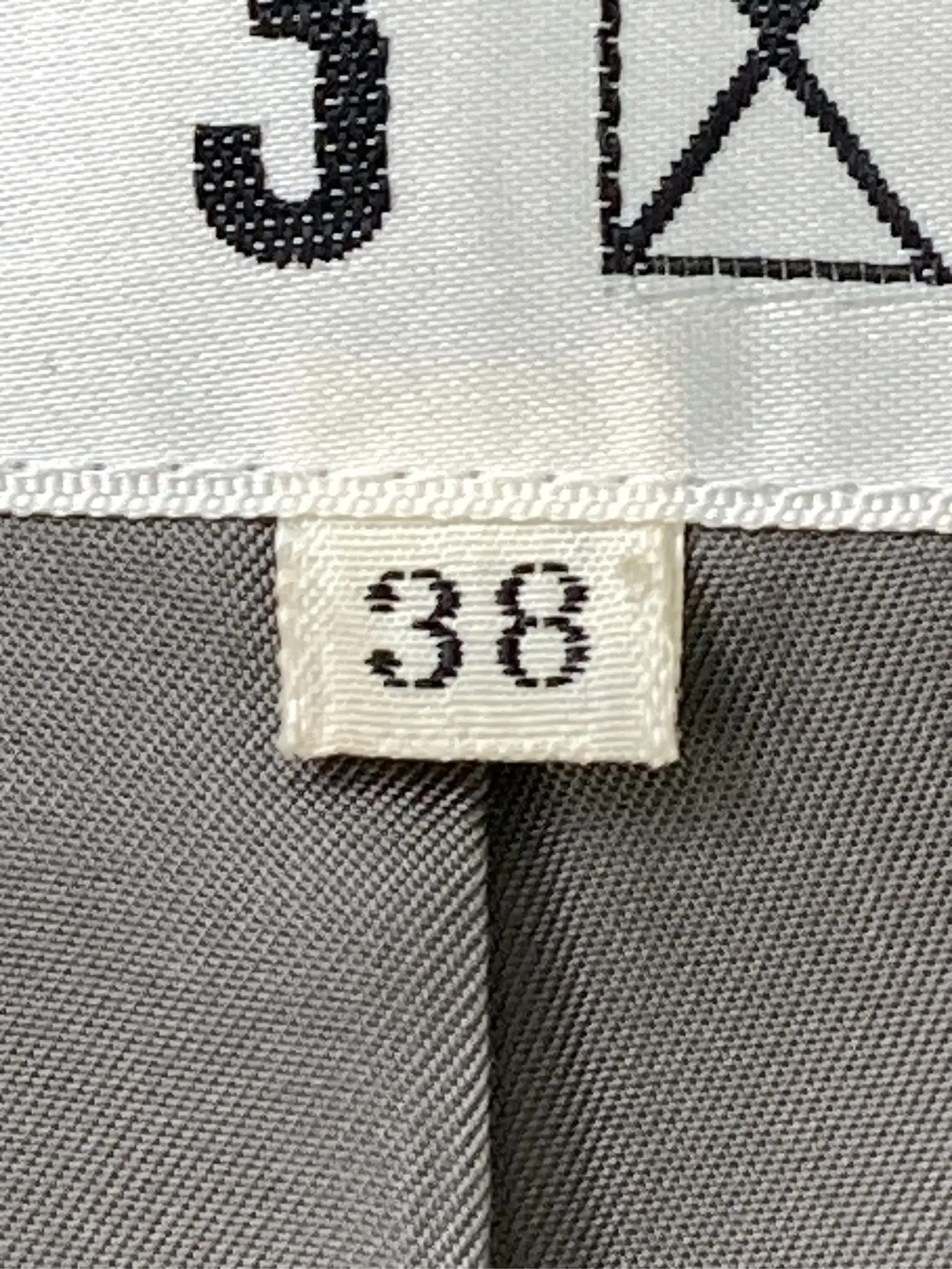 https://r2-worker.digdig.jp/product/76c8bc22-5b86-49bd-91e5-d6e049b0da92/25729c8d-9123-411c-957d-fc1db9535a98