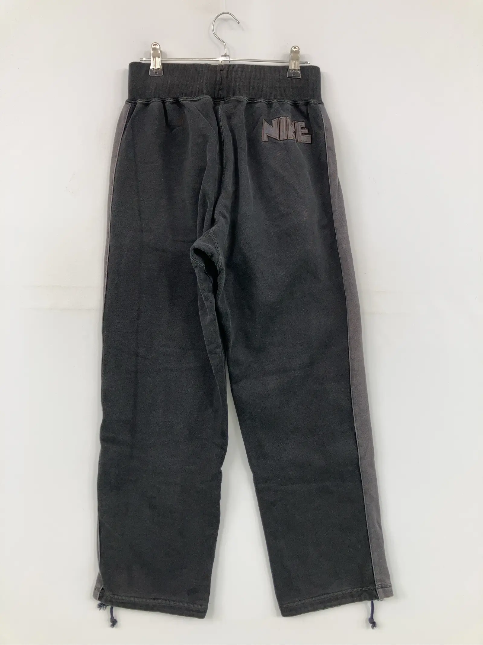 https://r2-worker.digdig.jp/product/77243a77-be96-4e5b-b0d2-47020bb5c1aa/1759e094-22c6-41f9-93d9-d83c7b13b775