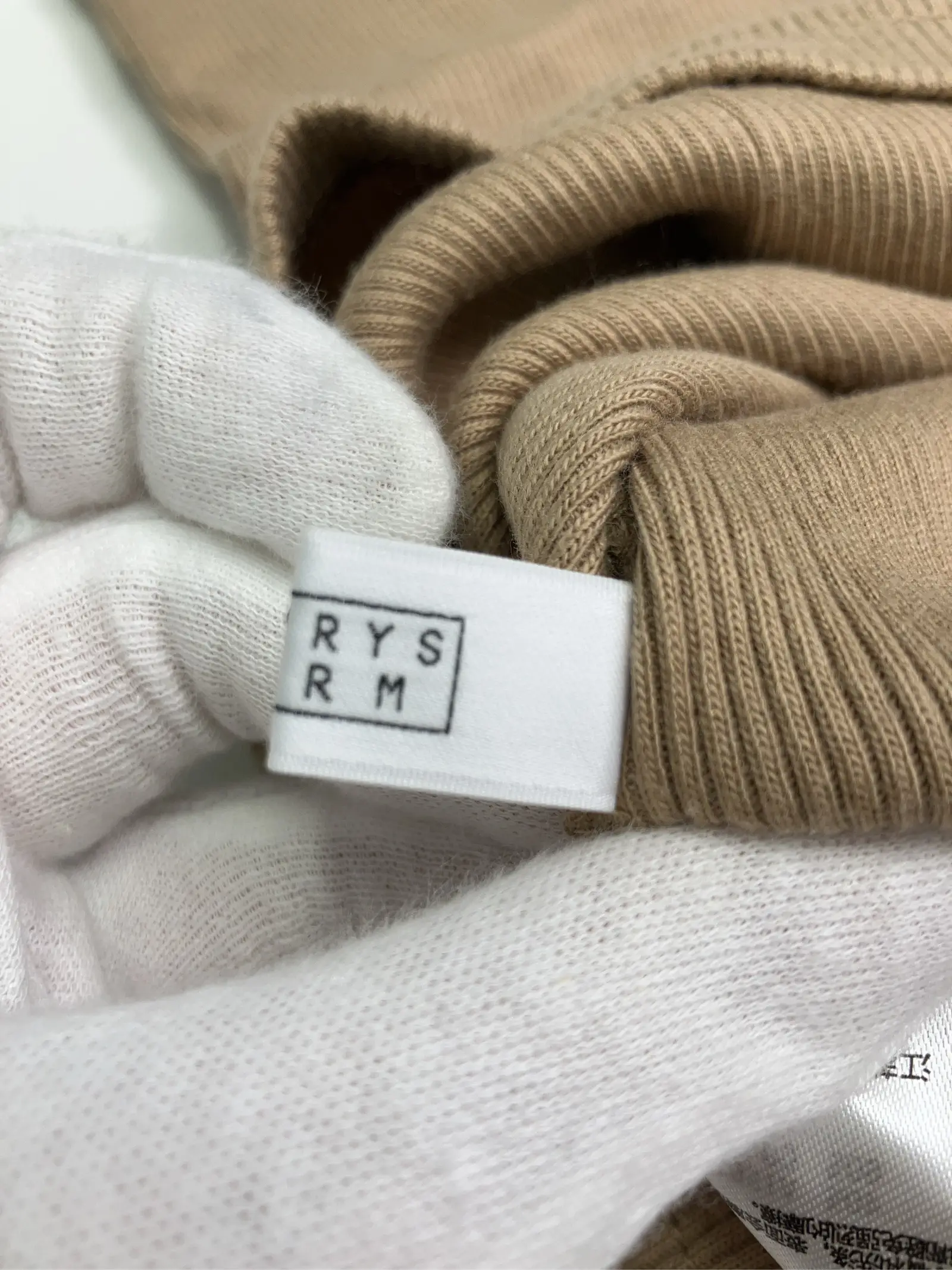 https://r2-worker.digdig.jp/product/77c451a8-aa81-42ac-b436-01a076efab25/ed68ab99-5dfb-486b-a67f-eab8a33394ed
