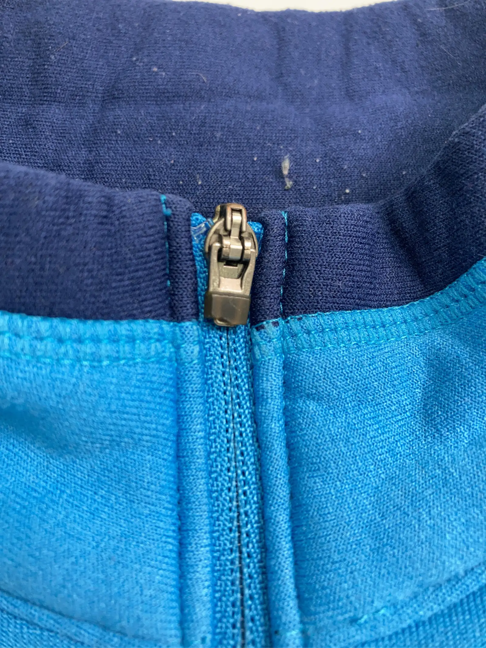 https://r2-worker.digdig.jp/product/77c7ff0d-e893-4443-8308-419e30ba0752/3b615e47-d76b-48d2-b0bf-c8ac2607e886