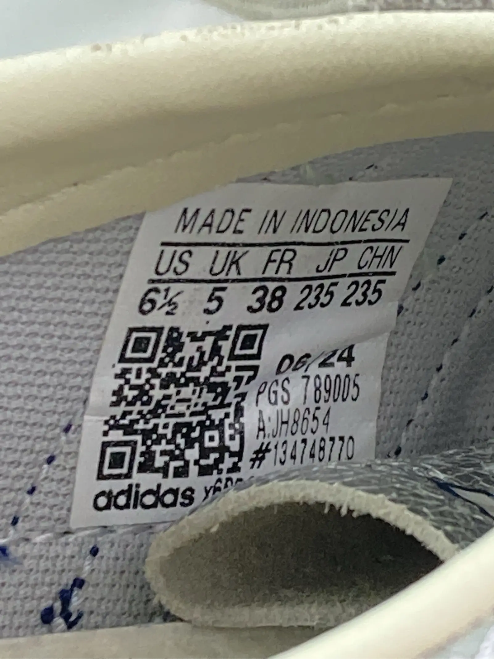 https://r2-worker.digdig.jp/product/77db3d9f-816e-4019-ba9c-c23f6efc877e/2ccf19b3-e4c9-4cd2-a271-9ee216659435