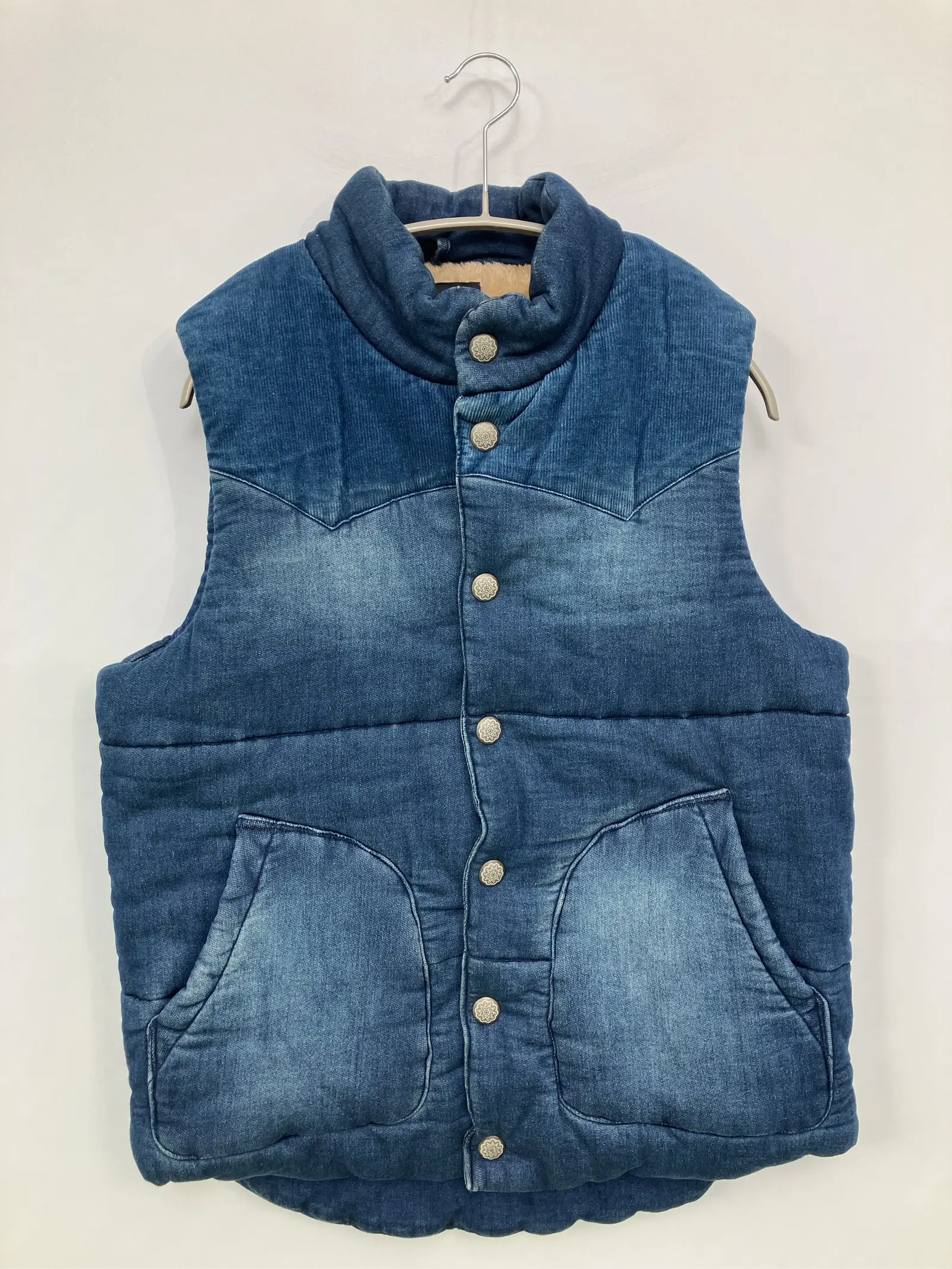 https://r2-worker.digdig.jp/product/7831e99b-33b7-4492-a8e2-4d69461a5ab1/dbda32bd-c391-4735-8577-aa847561879f