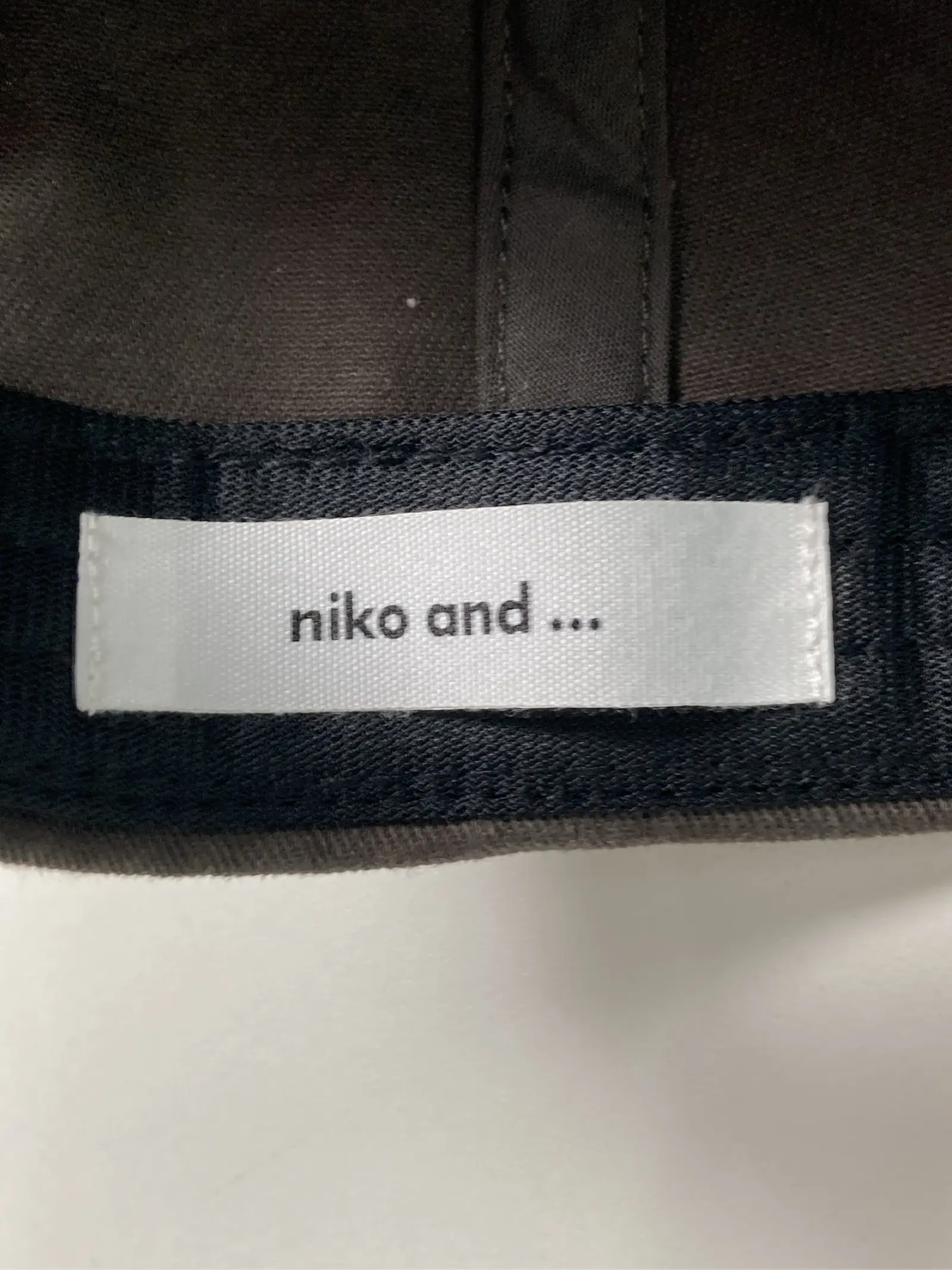 https://r2-worker.digdig.jp/product/7873f19e-470e-44c2-ac9c-d7b8ffdf94c0/ff54a8f5-0b9b-48df-bd4b-86614b7bf206
