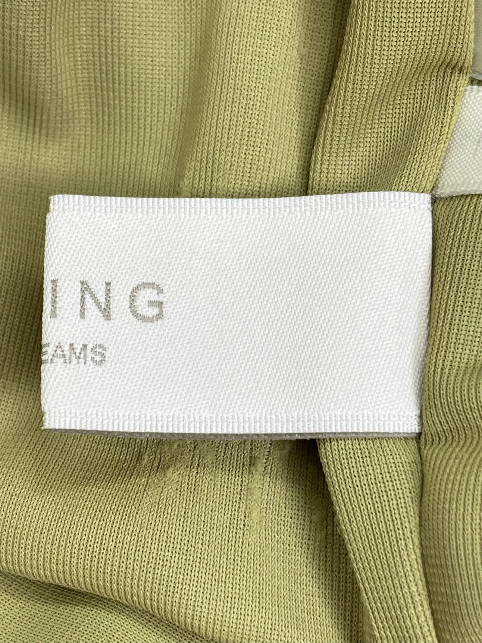 https://r2-worker.digdig.jp/product/788761a6-11d7-4ba9-aa99-47059213ed67/277a3a3d-879f-453b-92c8-f3aea4c45fae