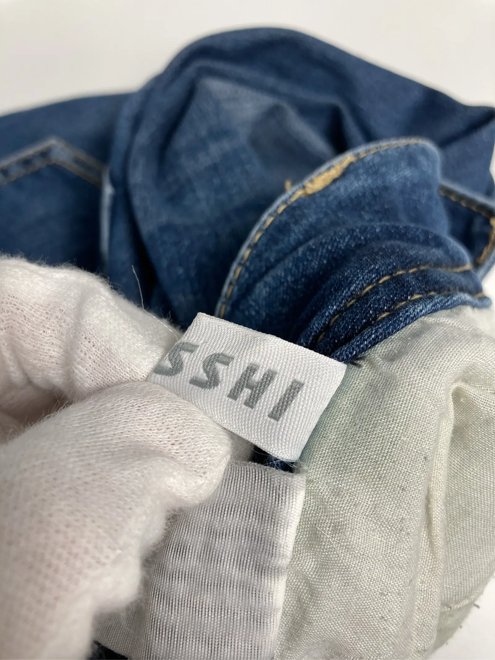 https://r2-worker.digdig.jp/product/7907e7f3-06e8-41eb-891c-5c809c611b30/5411f5f7-6e68-466c-ae12-950d4f9f3a9f