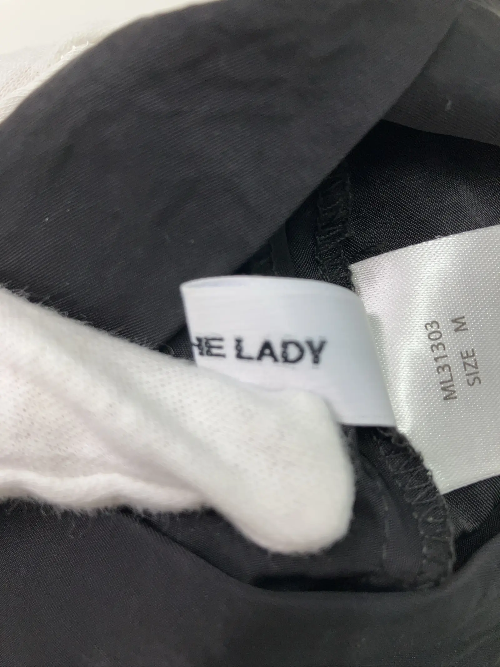 https://r2-worker.digdig.jp/product/7a2f3d2a-4509-4a0f-b660-2c15d1ceae85/0064e2be-e57d-4c53-a8dc-705f8758485b