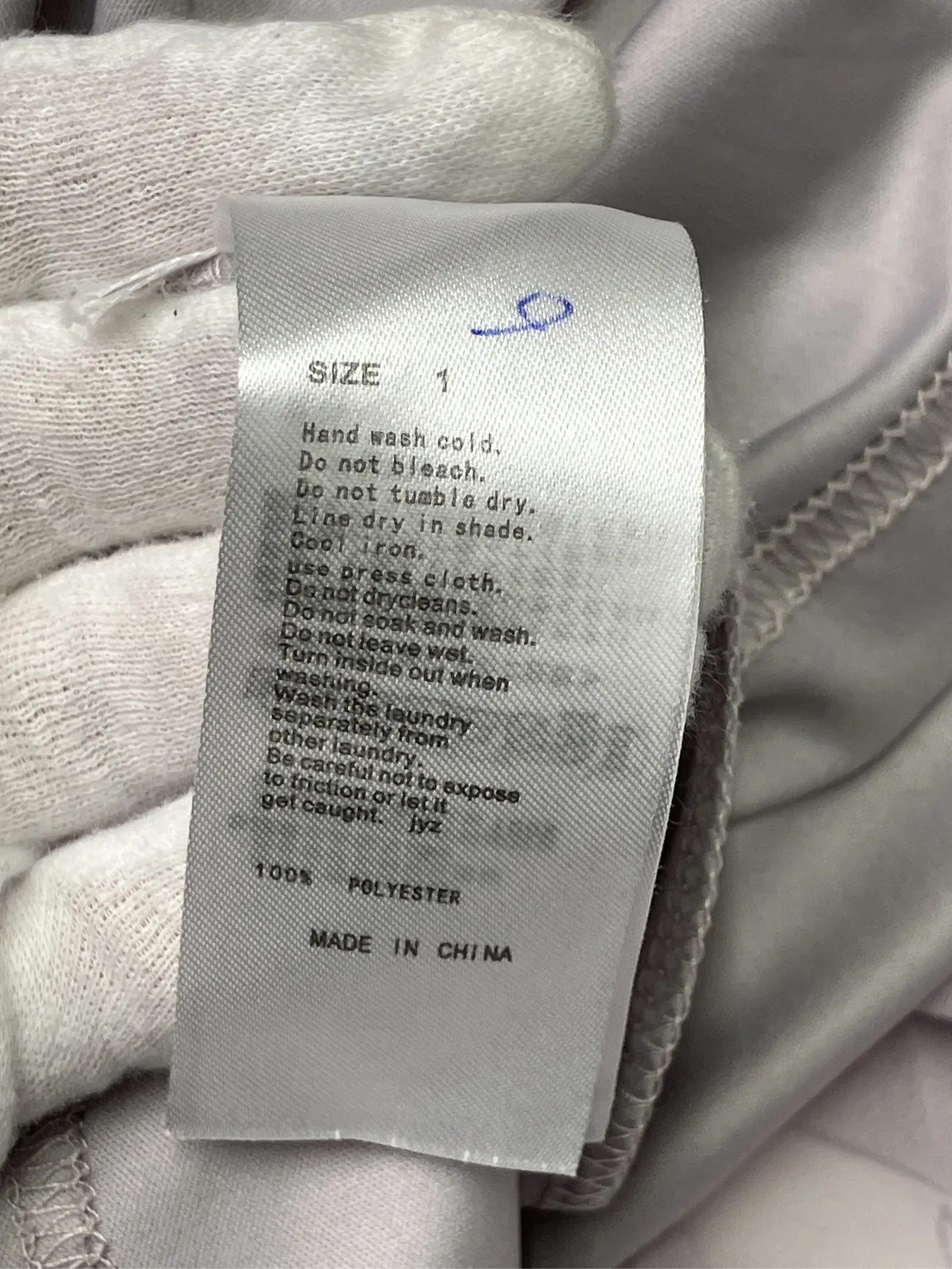 https://r2-worker.digdig.jp/product/7a5a7b75-47f0-43ff-bcd7-8dbb1c5640be/07353ad4-e635-4b53-a915-99fb80a4b4cb
