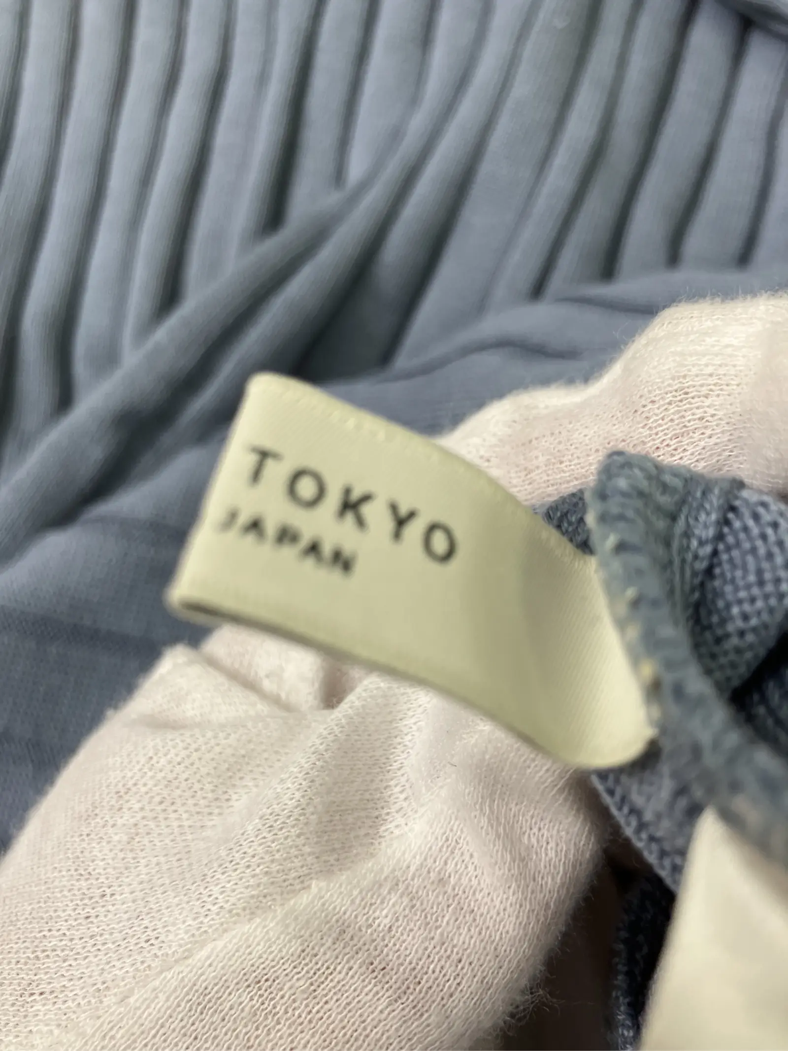 https://r2-worker.digdig.jp/product/7a823a9f-63b6-4959-a02b-a76f02eb9c53/138173ea-62fc-4d13-a33b-252c1a3e73f5