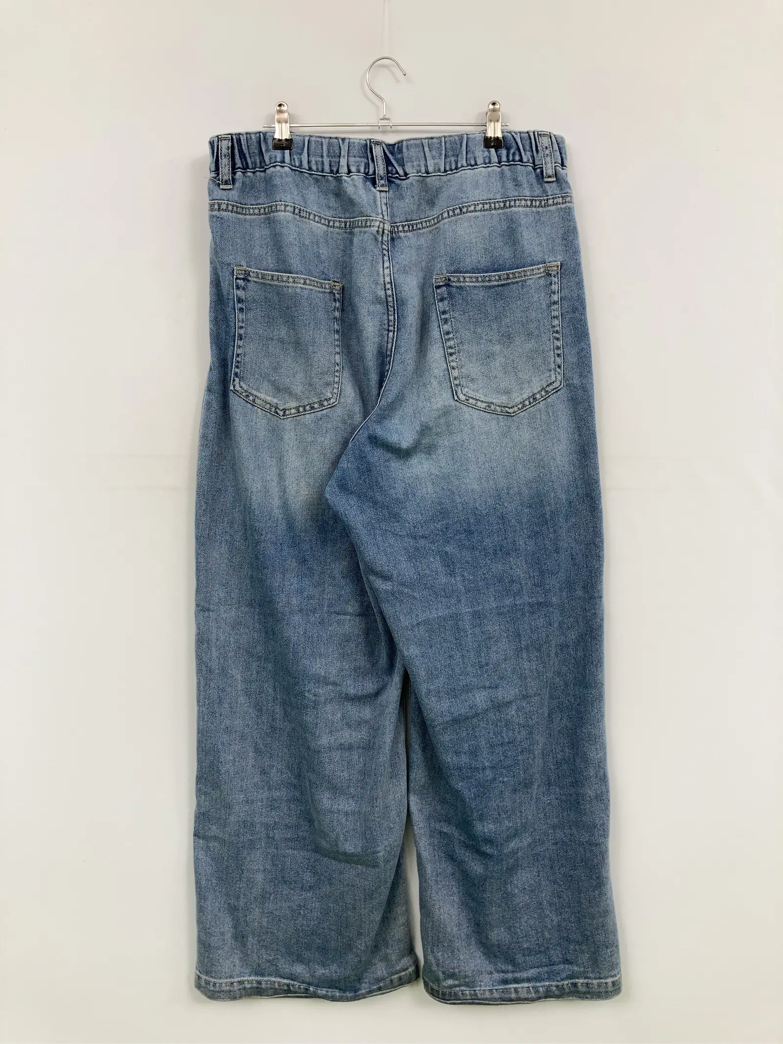 https://r2-worker.digdig.jp/product/7ab5b866-fd20-460c-b9c8-1c3c5e2dafa7/67d22f6d-e5ef-4090-9fc2-b042ec42d988