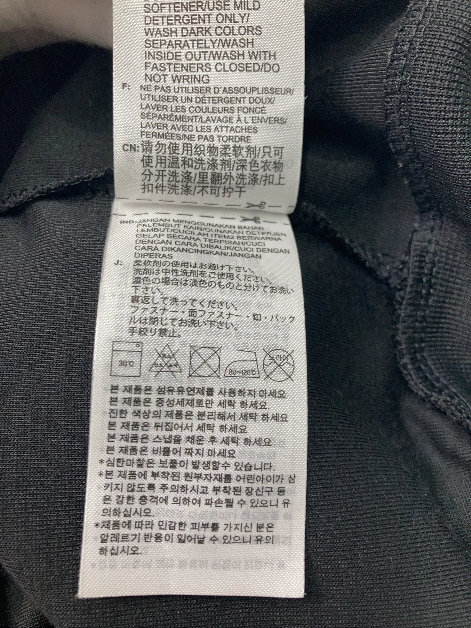 https://r2-worker.digdig.jp/product/7ac95b8b-11d0-4c80-8e2f-c6d8e58209f7/9ed7f20d-9eb1-4c4d-b456-15d93b4bdeb3