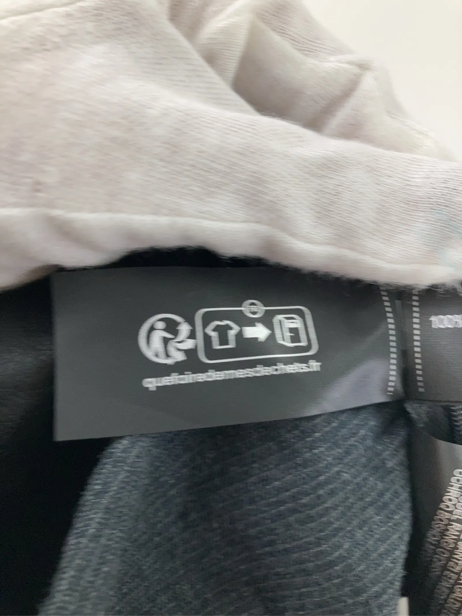 https://r2-worker.digdig.jp/product/7afa76d6-6b7b-46f4-bdc9-49110cd9955a/2aa13505-c7bb-488c-adf7-404945e3f53a