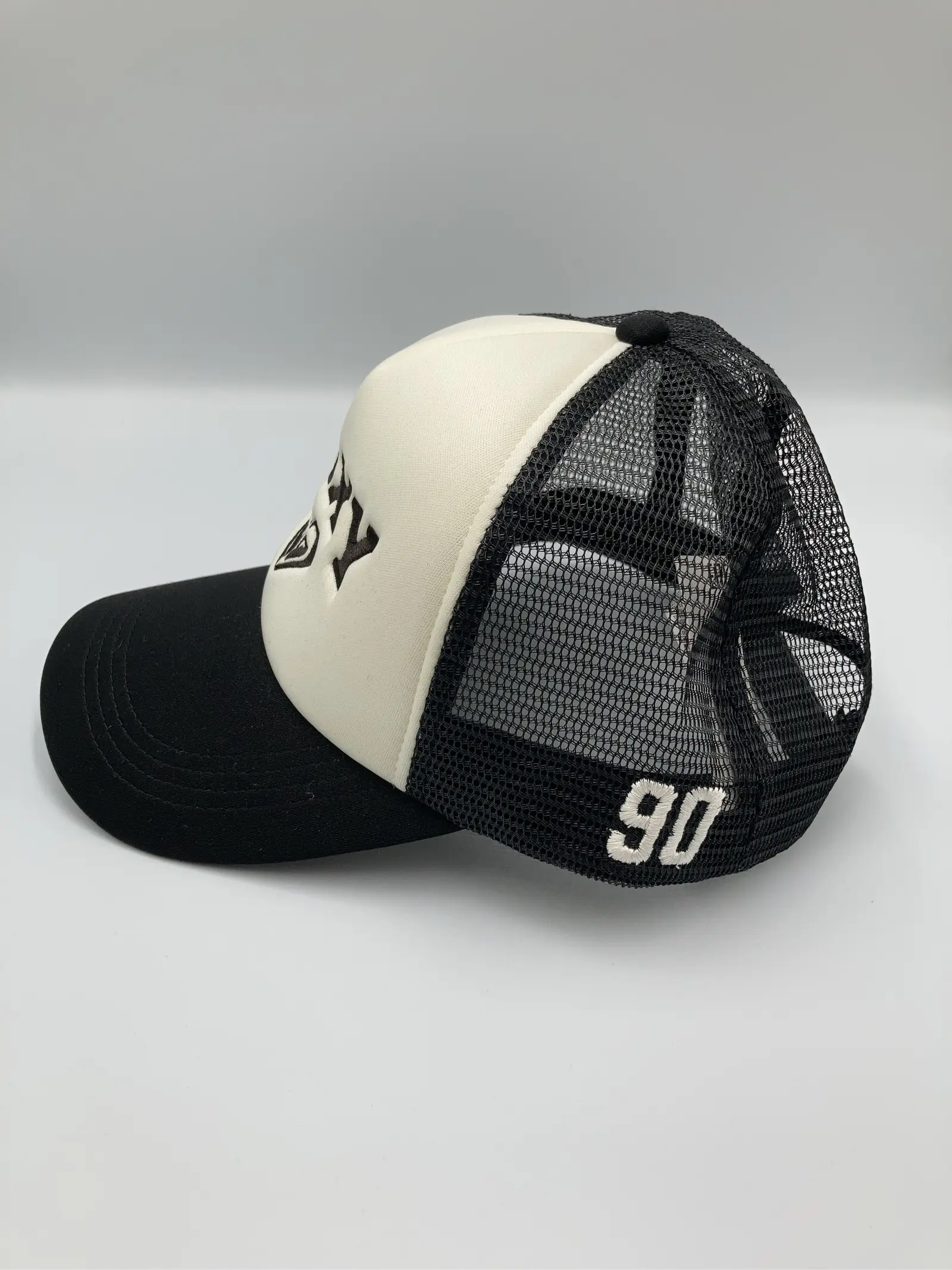 https://r2-worker.digdig.jp/product/7bde17dc-cb61-4be7-a980-b078e95f1b82/3997f35e-9699-4fbb-b7ac-4d1a27150020