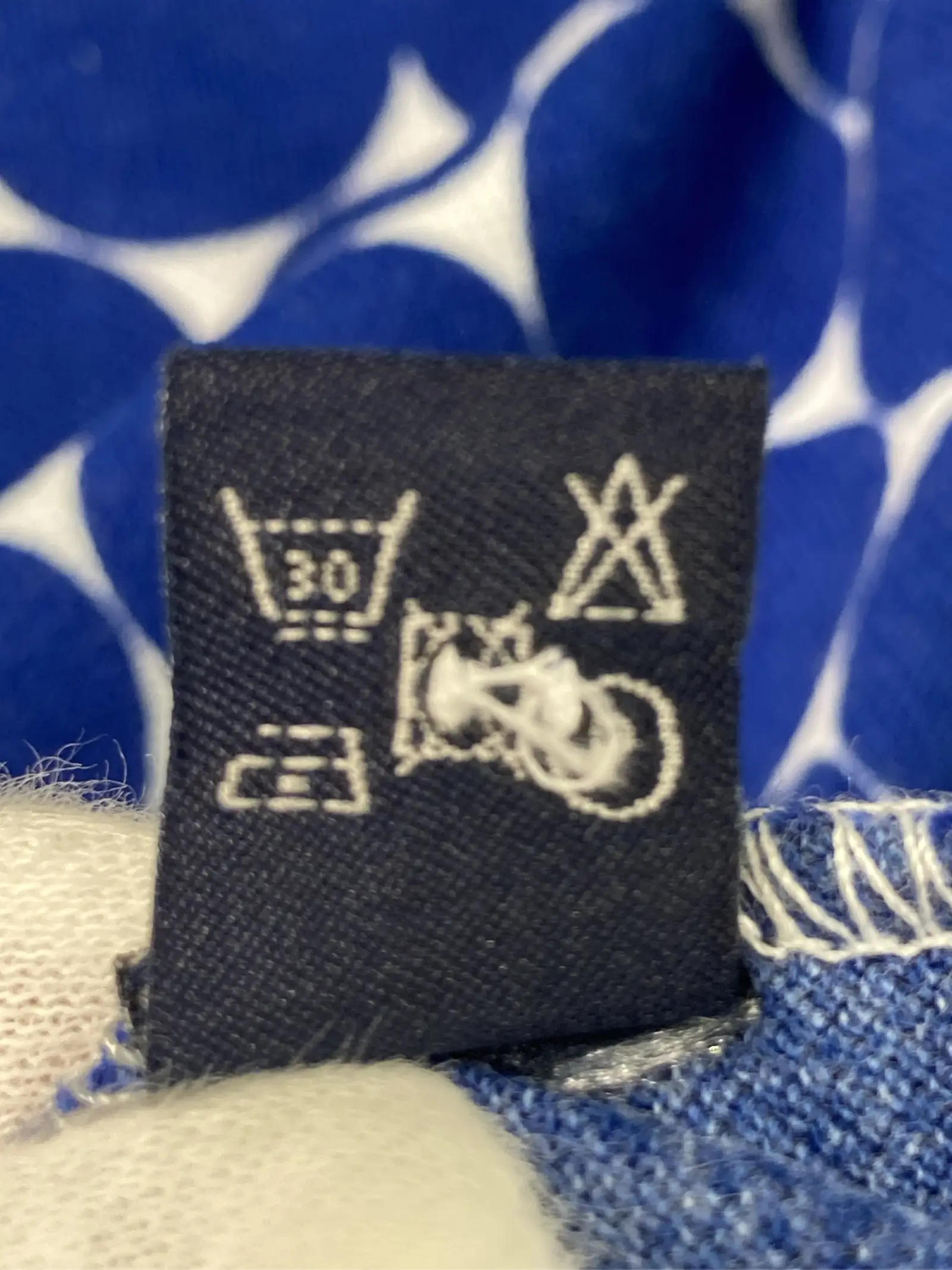 https://r2-worker.digdig.jp/product/7c13ca16-5f9c-435d-9d6e-bf2cc1f8502f/d67f632d-917f-47fe-a85f-a5ec7539e710