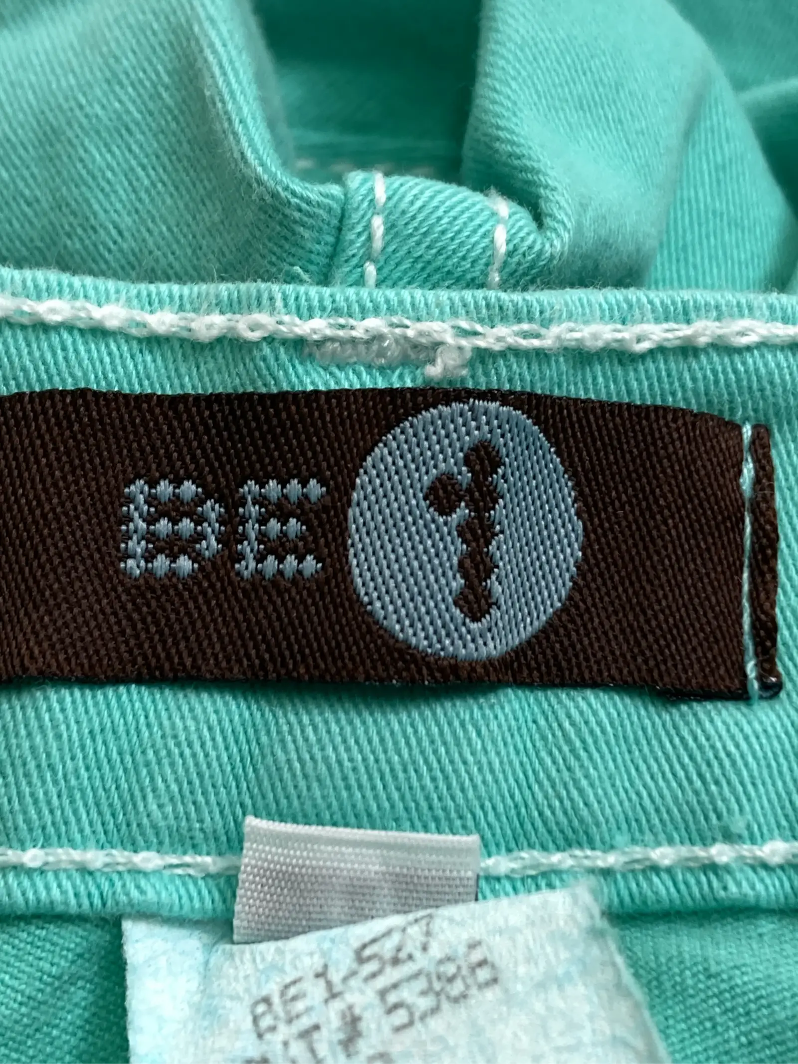 https://r2-worker.digdig.jp/product/7c651e26-51f9-47d2-98a1-5b4bc863346f/08eb8e9a-af59-40d2-aa97-046fcd0728bc