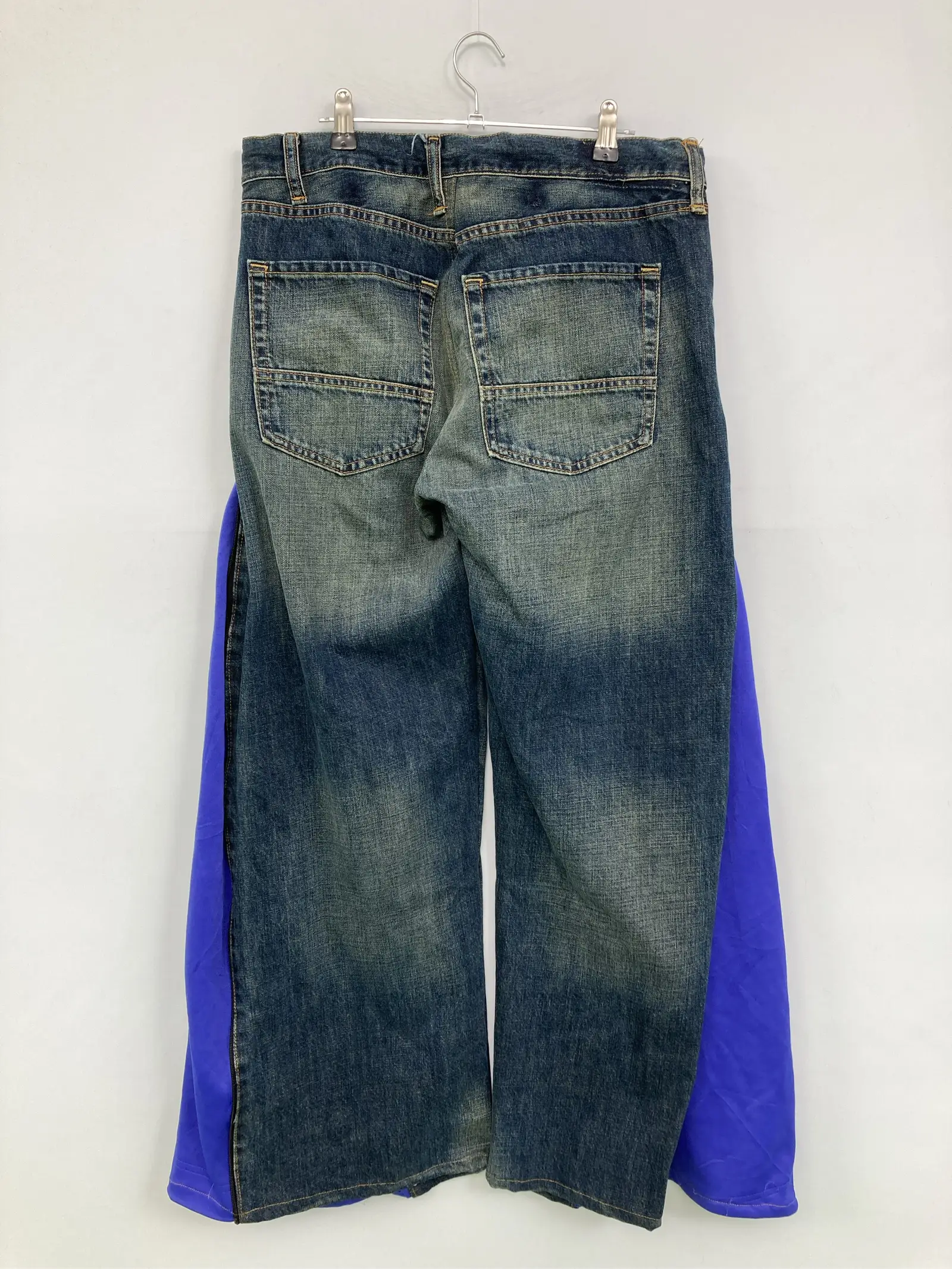https://r2-worker.digdig.jp/product/7d450bc5-730a-425f-8dcf-660cf3b8b9f4/6e7dd575-9a2a-40f7-ae4f-db24502dfcb4
