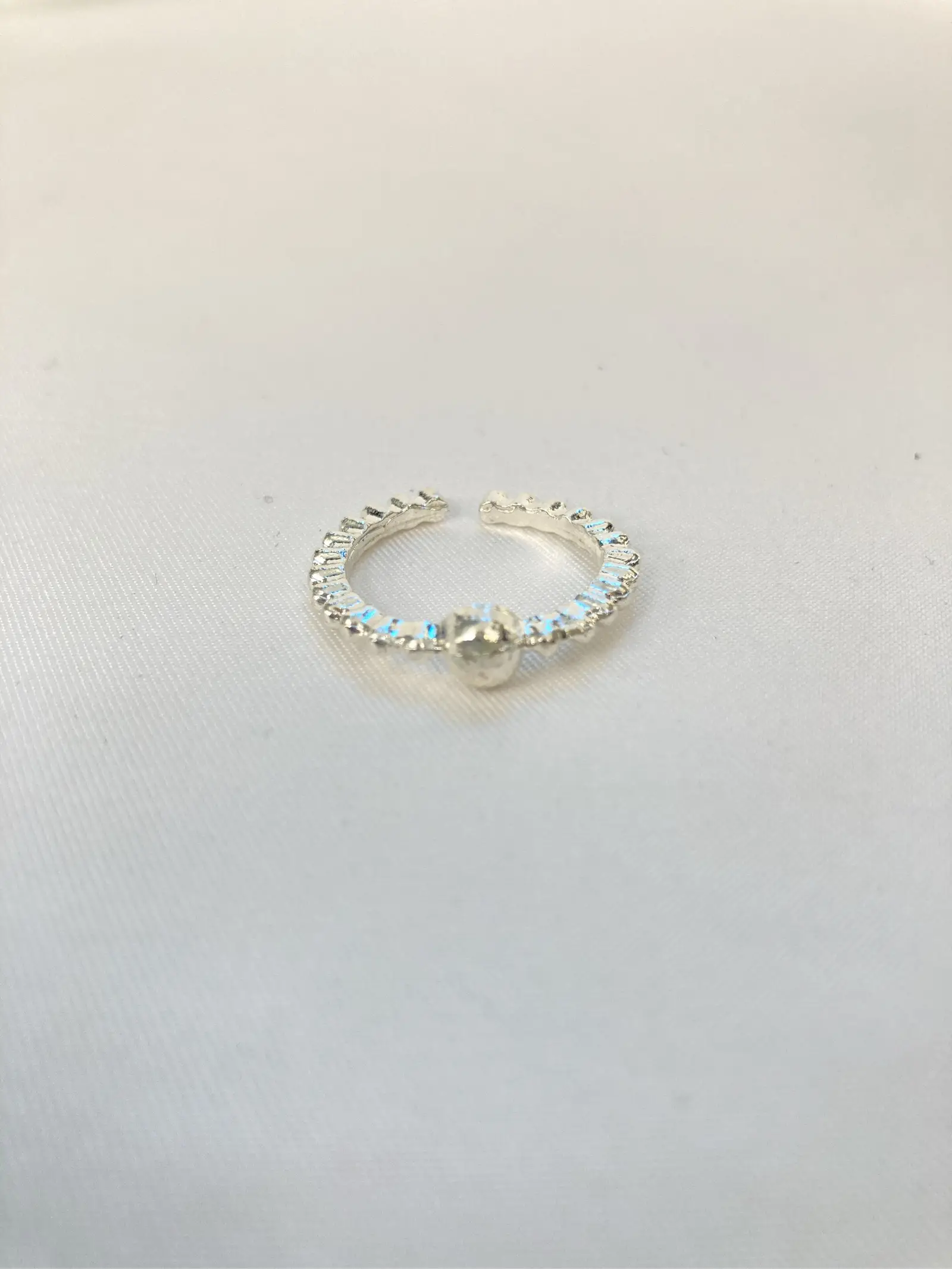 https://r2-worker.digdig.jp/product/7dc4a7c1-b9d4-4c5f-bdf6-bc4d0d53c25d/736a4b2c-f922-485a-940d-5a5974e41404