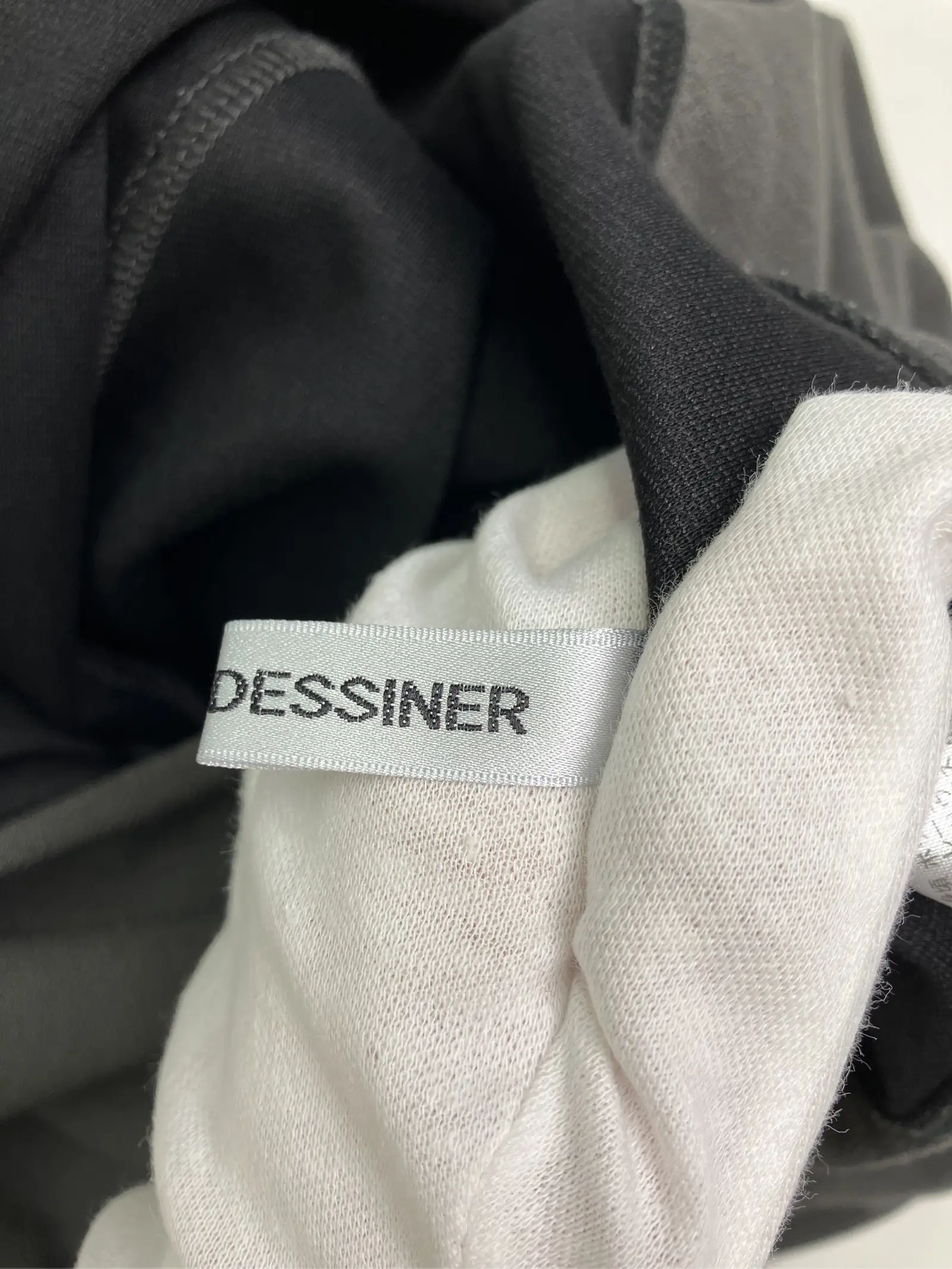 https://r2-worker.digdig.jp/product/7dd987b0-8cc6-4522-bd7f-6f5332c84035/52d90b1c-b289-4659-995a-ca497614398a