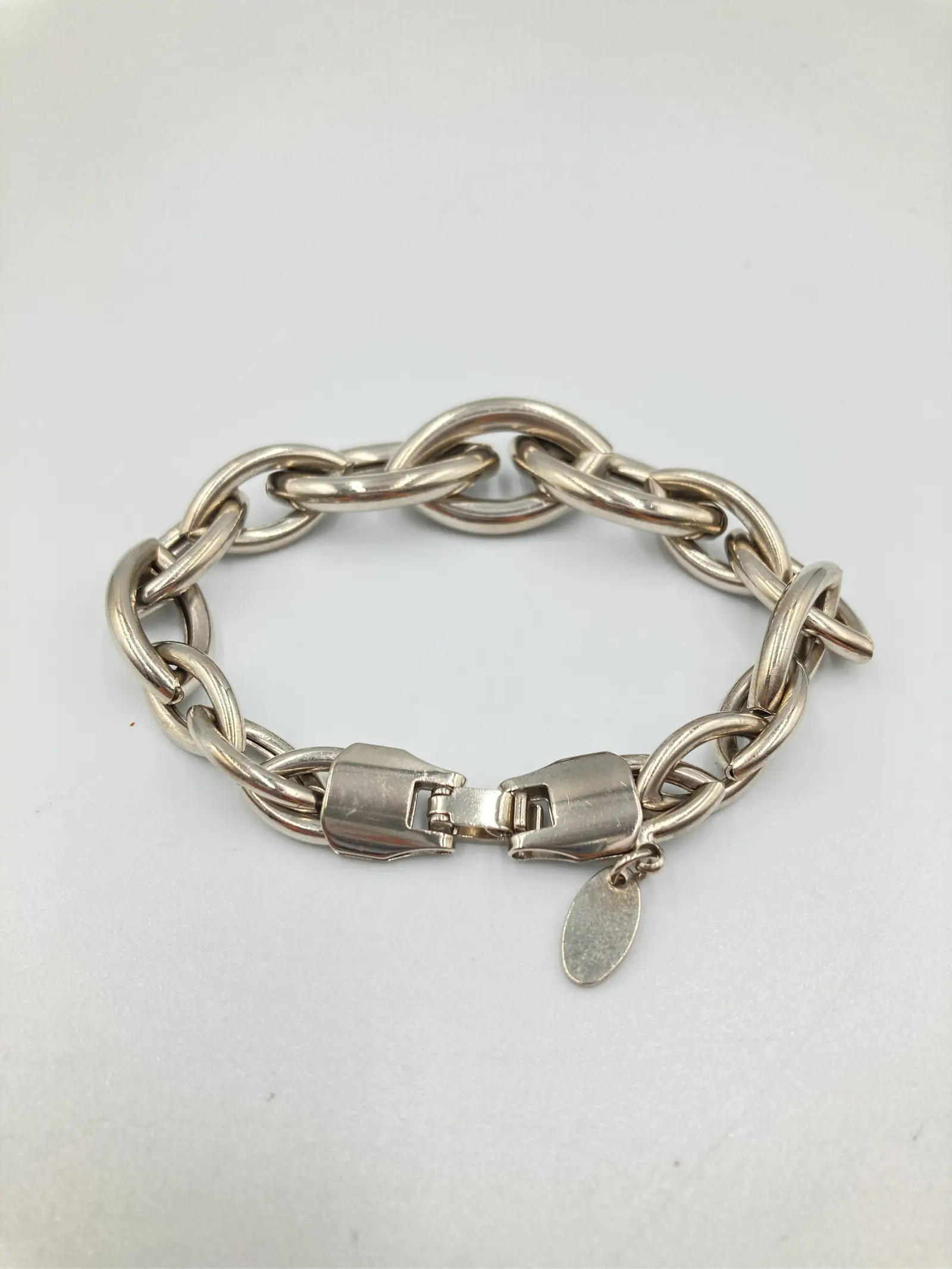 https://r2-worker.digdig.jp/product/7dfb71c7-acfd-44b7-9580-3a26127ee180/b9088b2c-d51c-4fd7-b9d7-eb3c42cf2394