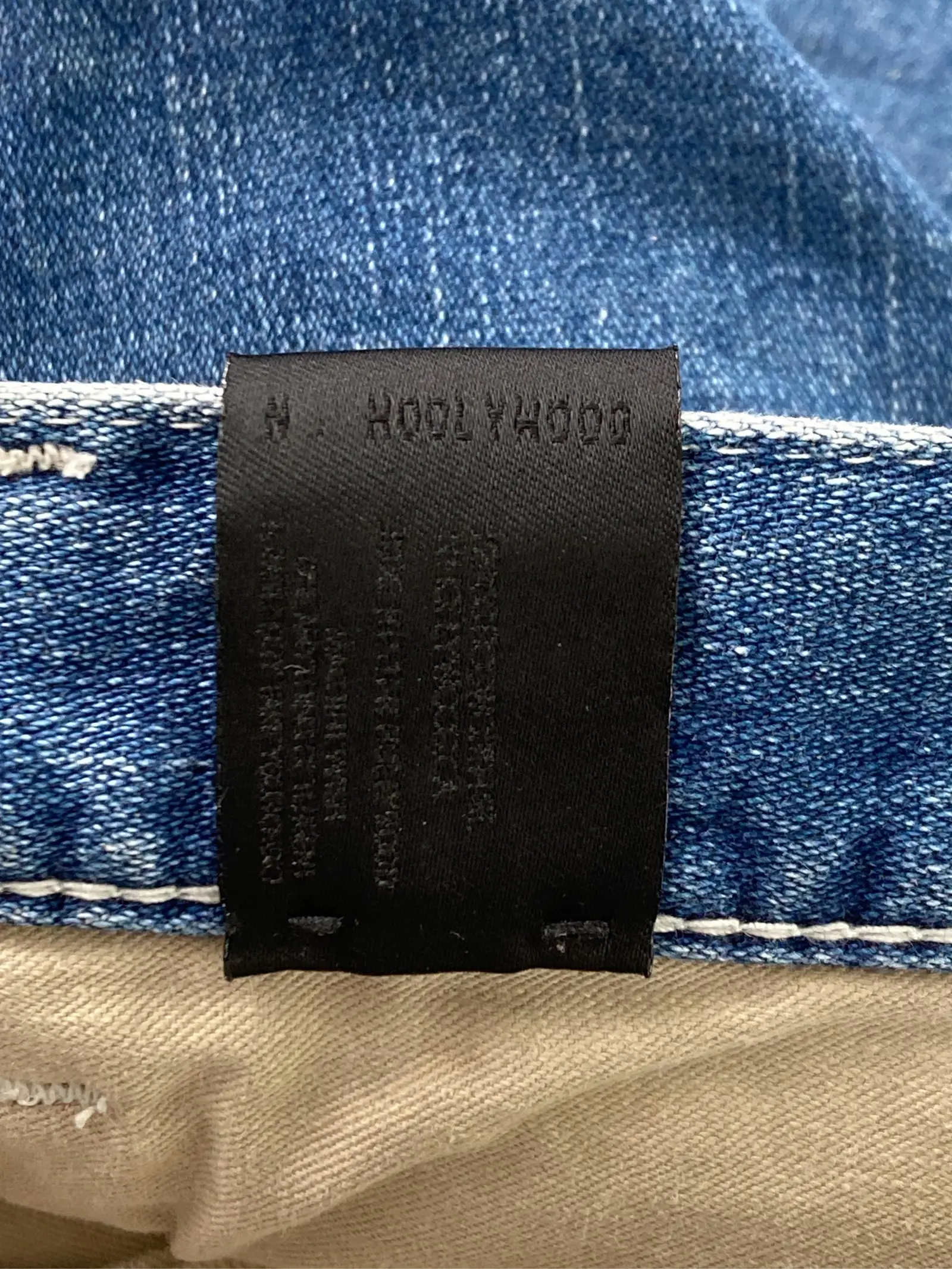 https://r2-worker.digdig.jp/product/7e1f6886-c8e5-4257-80f9-6107b9555b42/b699e2e6-f448-40d1-9592-7acc620b6b99
