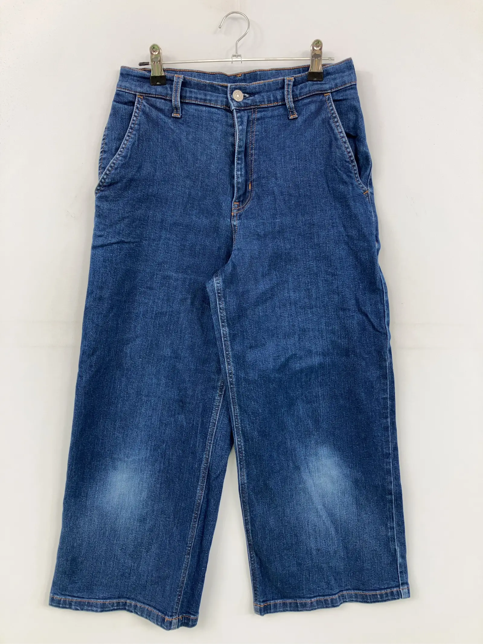https://r2-worker.digdig.jp/product/7e4f8158-a3b3-45fd-ad57-32e58235c60e/d1637314-80b9-4f91-9d2c-72eacae88aed