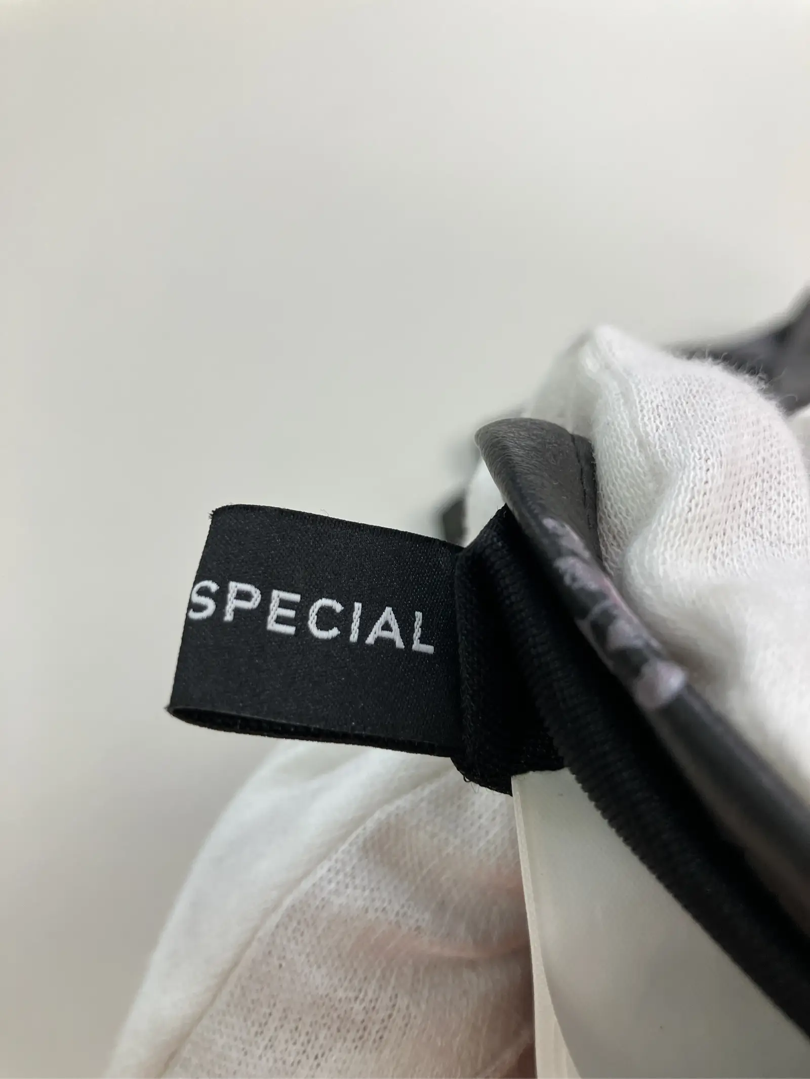 https://r2-worker.digdig.jp/product/7e8bcfda-04f5-48f8-8761-179240836618/ff513dac-e185-44e1-ba82-1e6450f21c0f