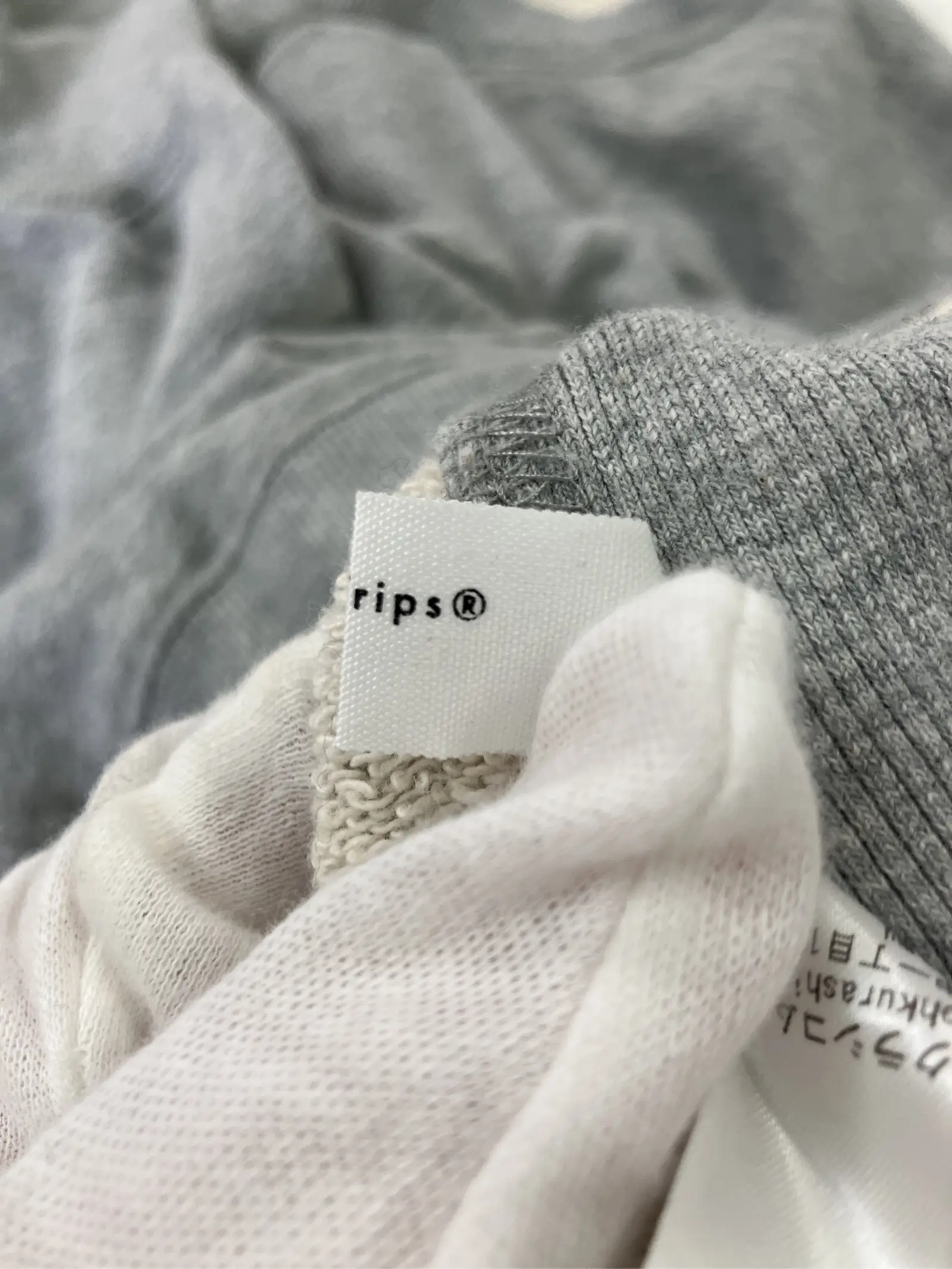 https://r2-worker.digdig.jp/product/7f3afdc6-0fbb-48f5-8b88-cc54ccb51f7c/9020970e-7c98-4c25-9fcd-3c4af7d5b48f